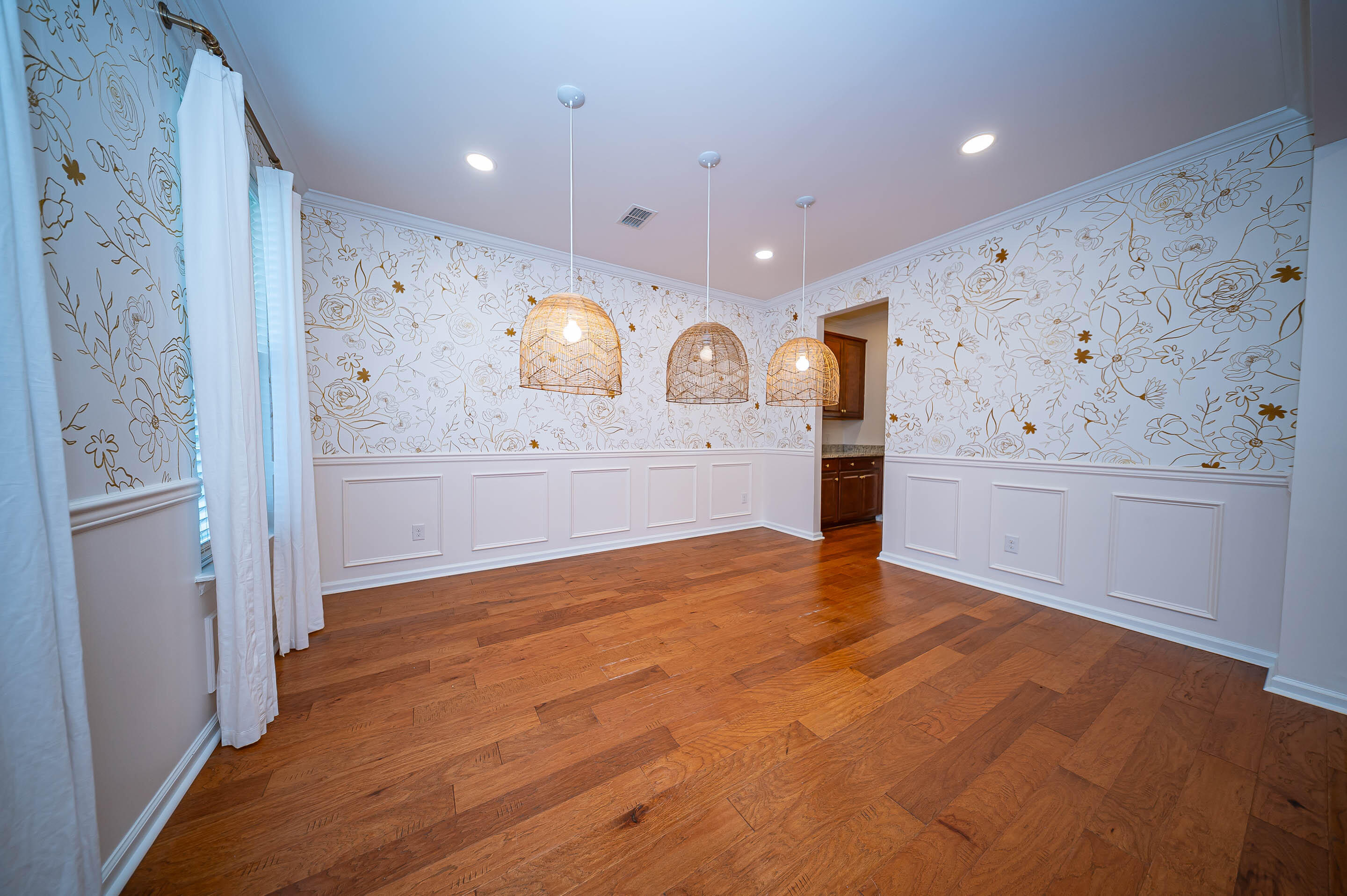 204 Buttercup Lane