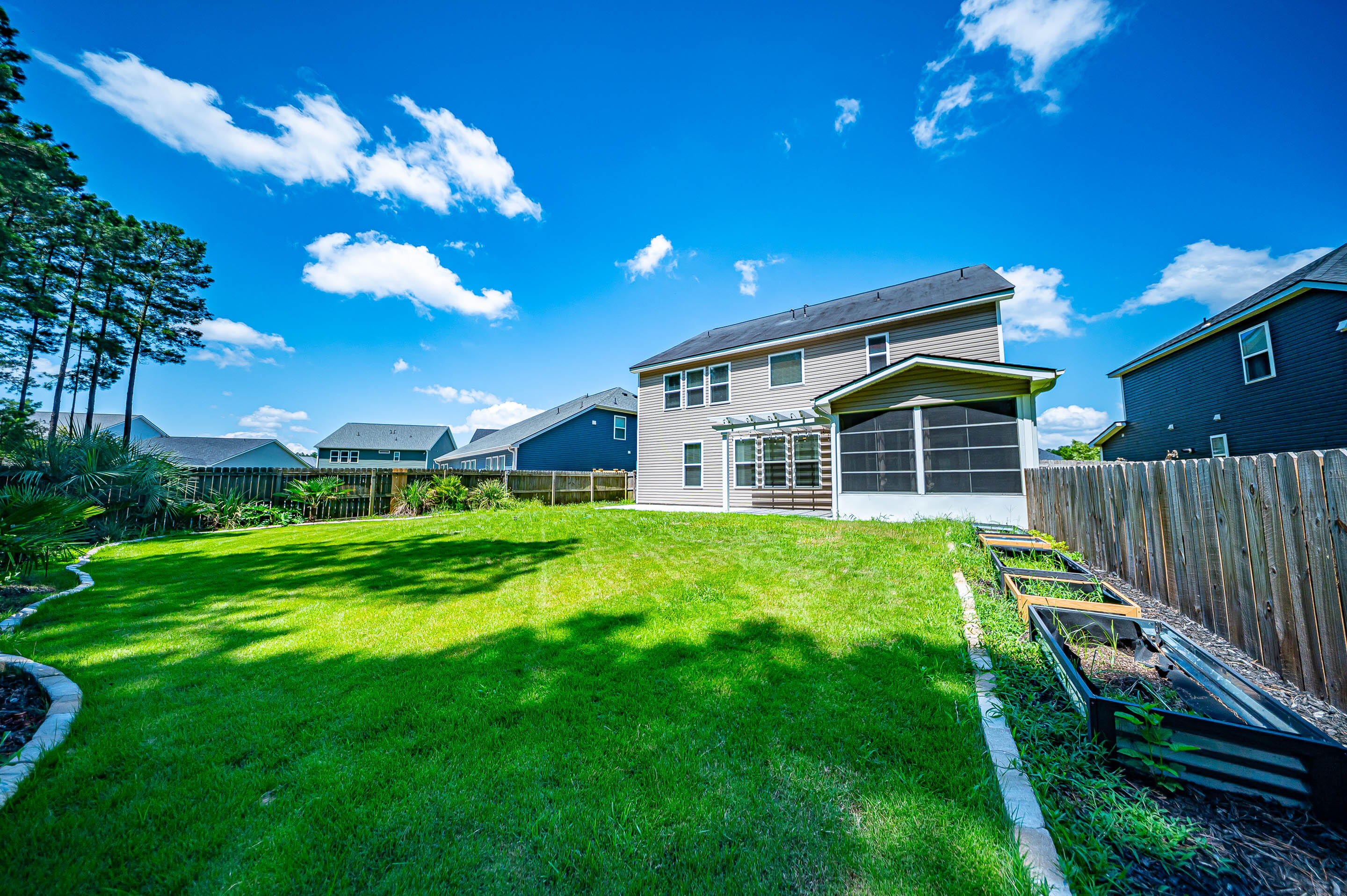204 Buttercup Lane