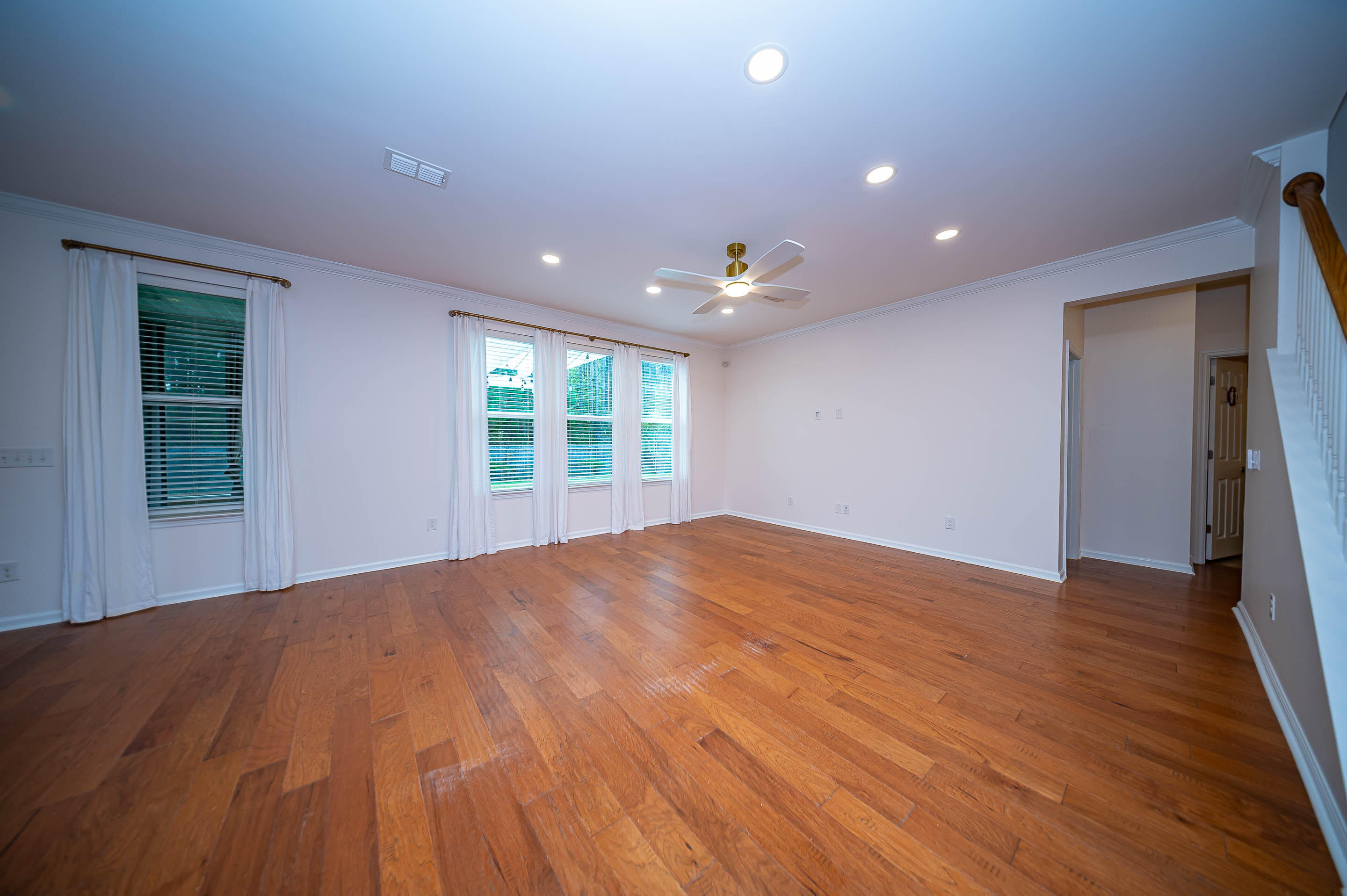 204 Buttercup Lane