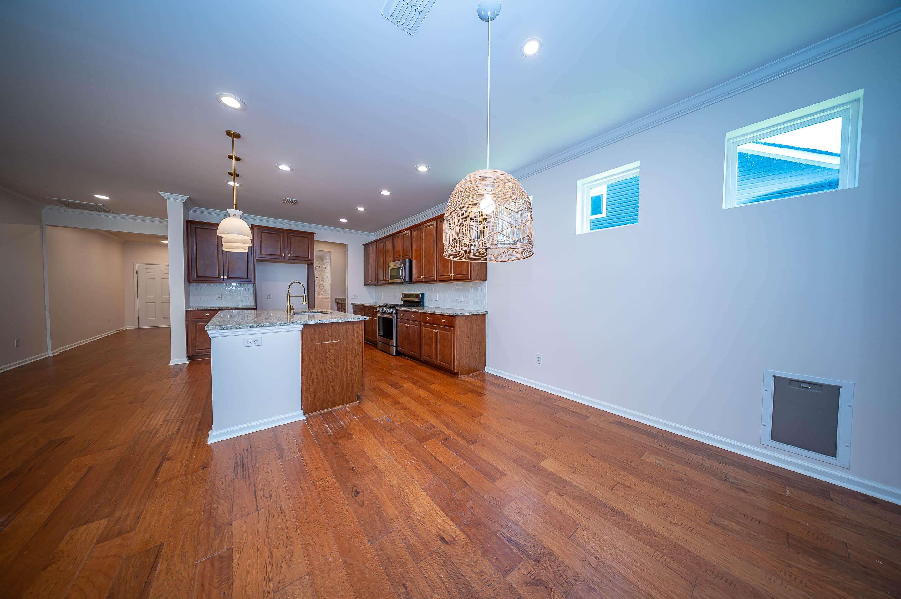 204 Buttercup Lane