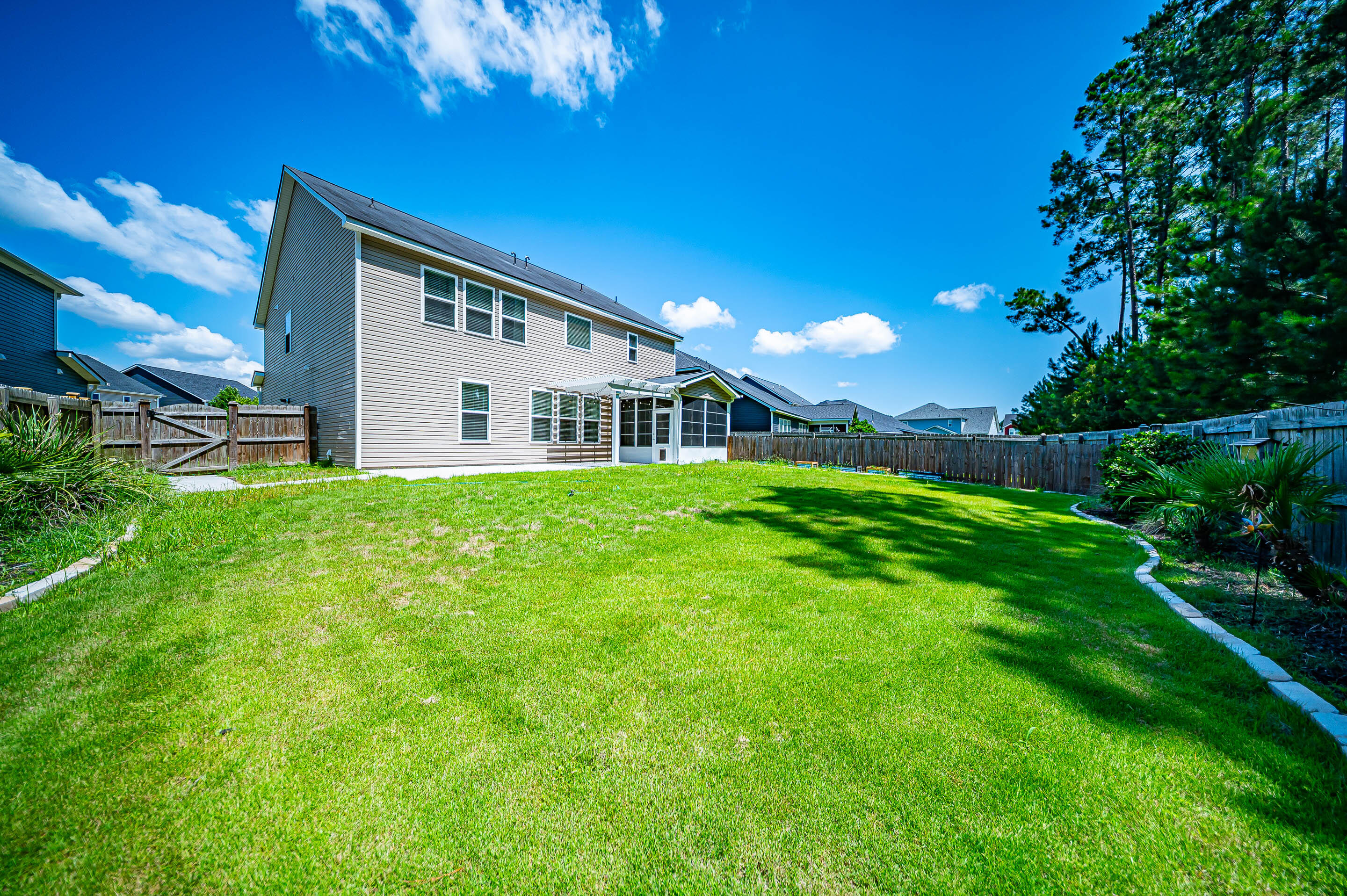 204 Buttercup Lane