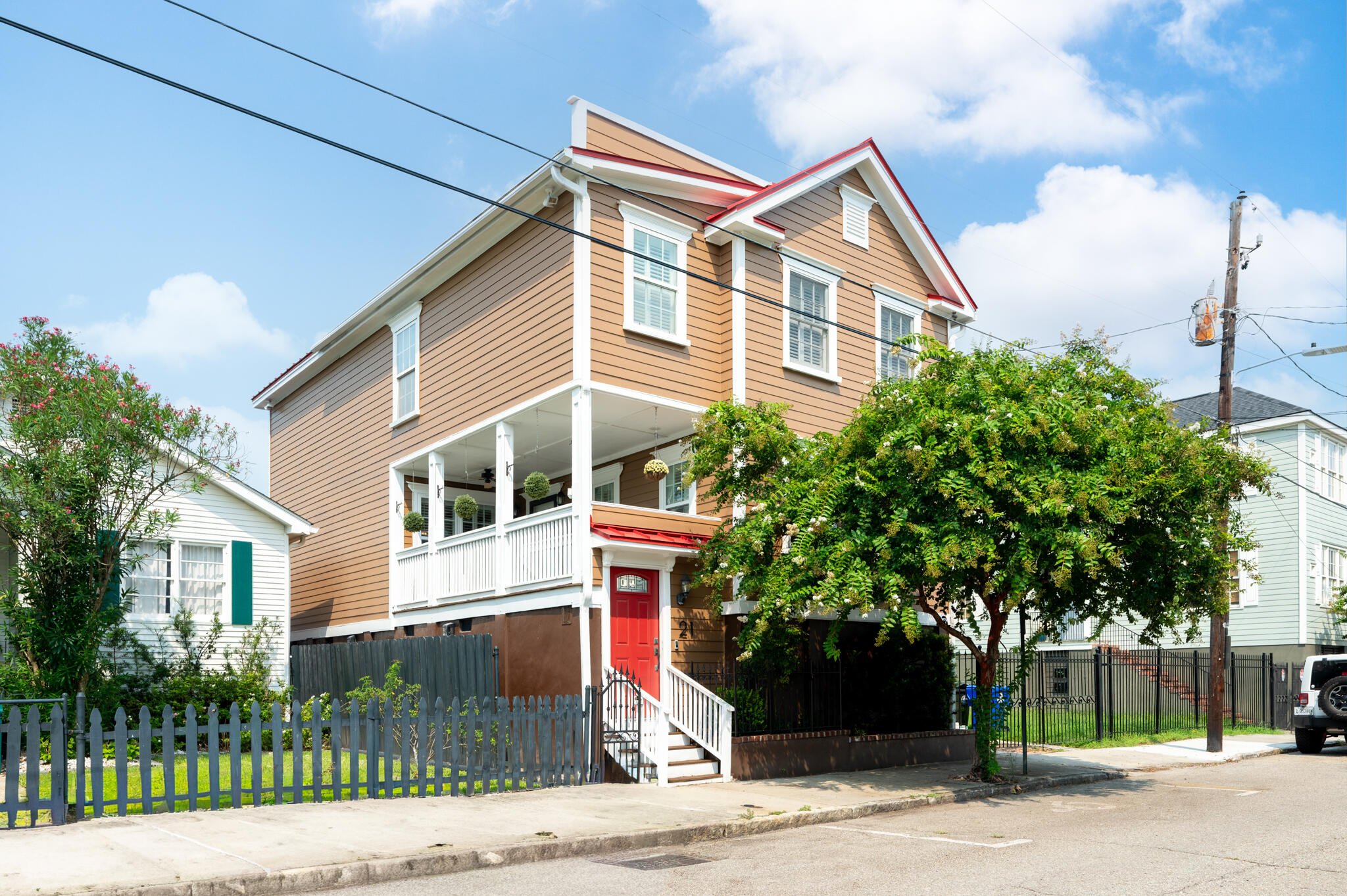 21 Aiken Street