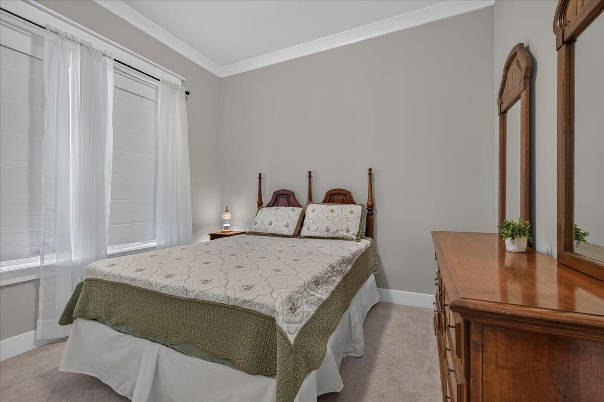 428 Watergrass Way