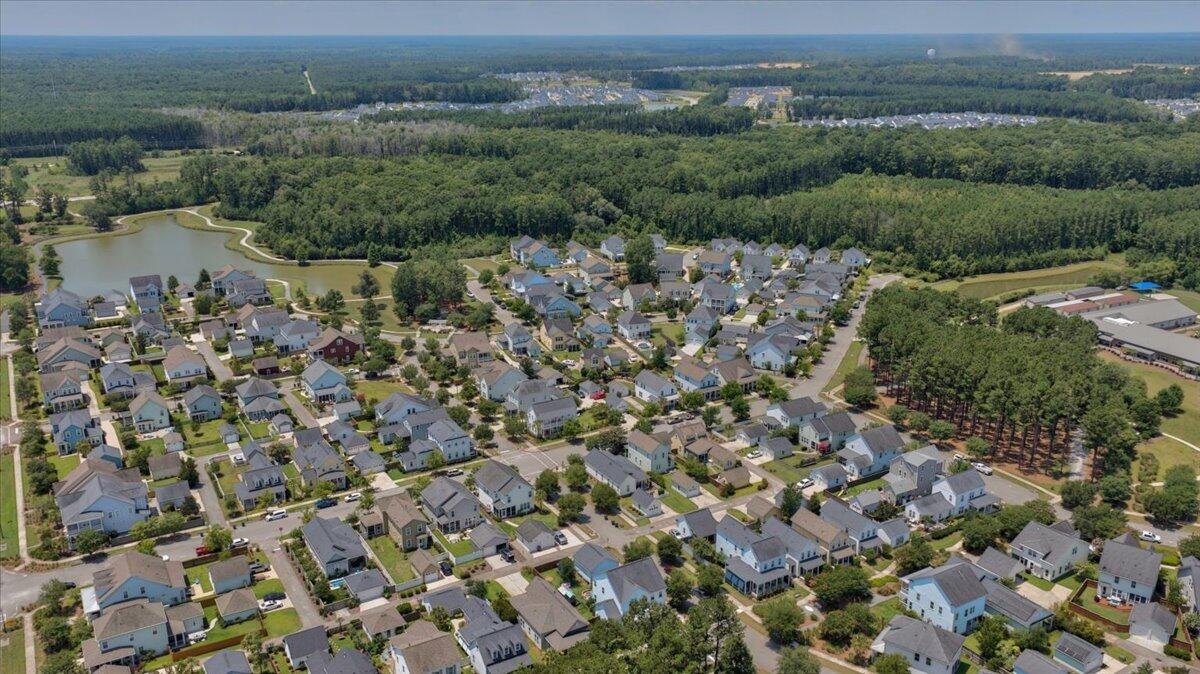 428 Watergrass Way
