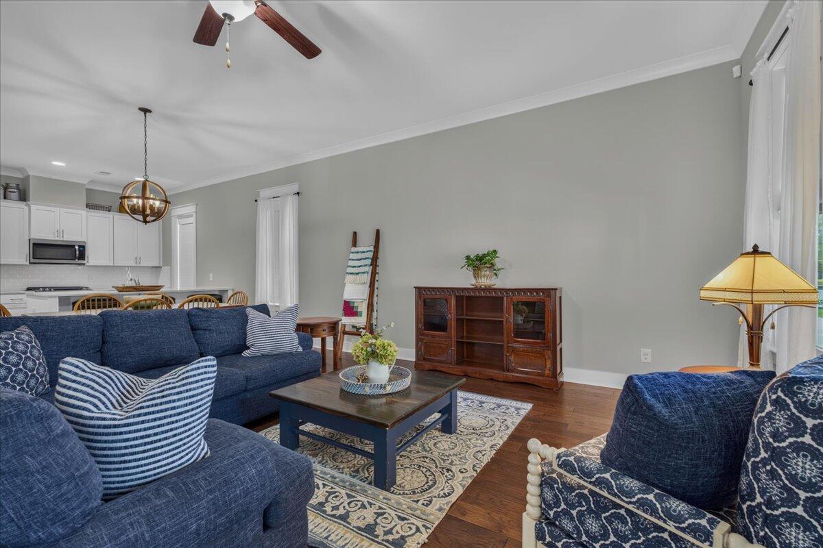 428 Watergrass Way