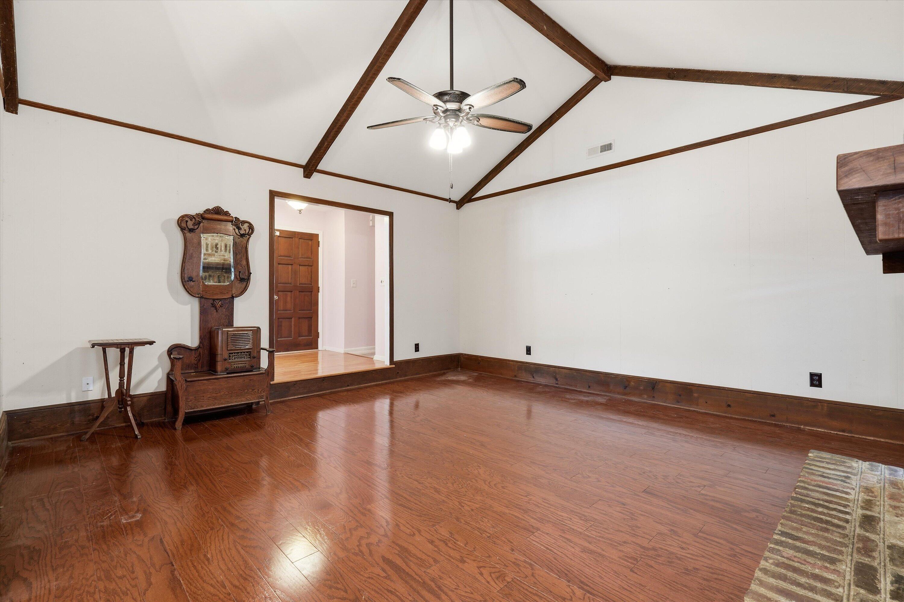 1828 Gun Club Road