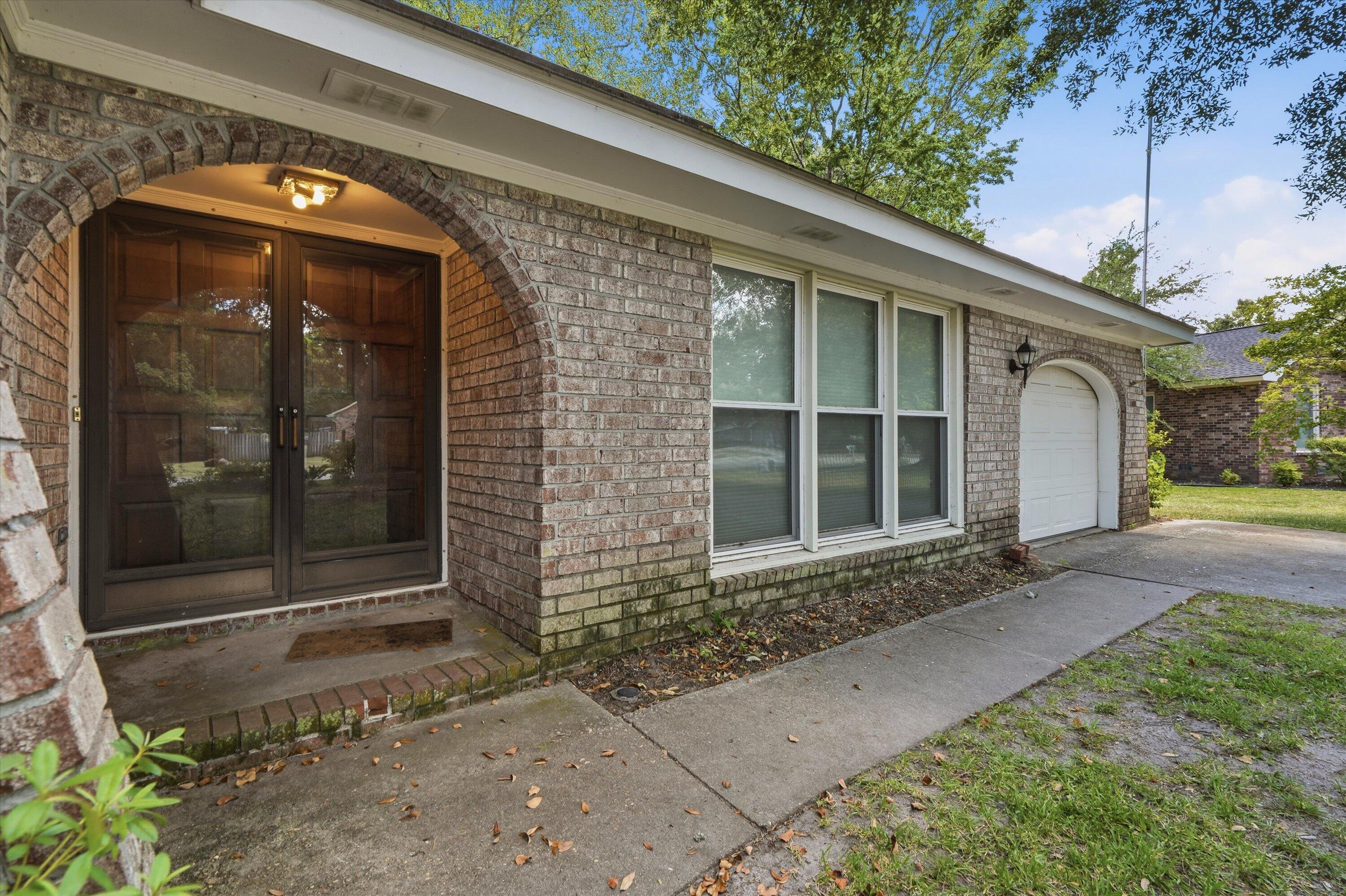 1828 Gun Club Road
