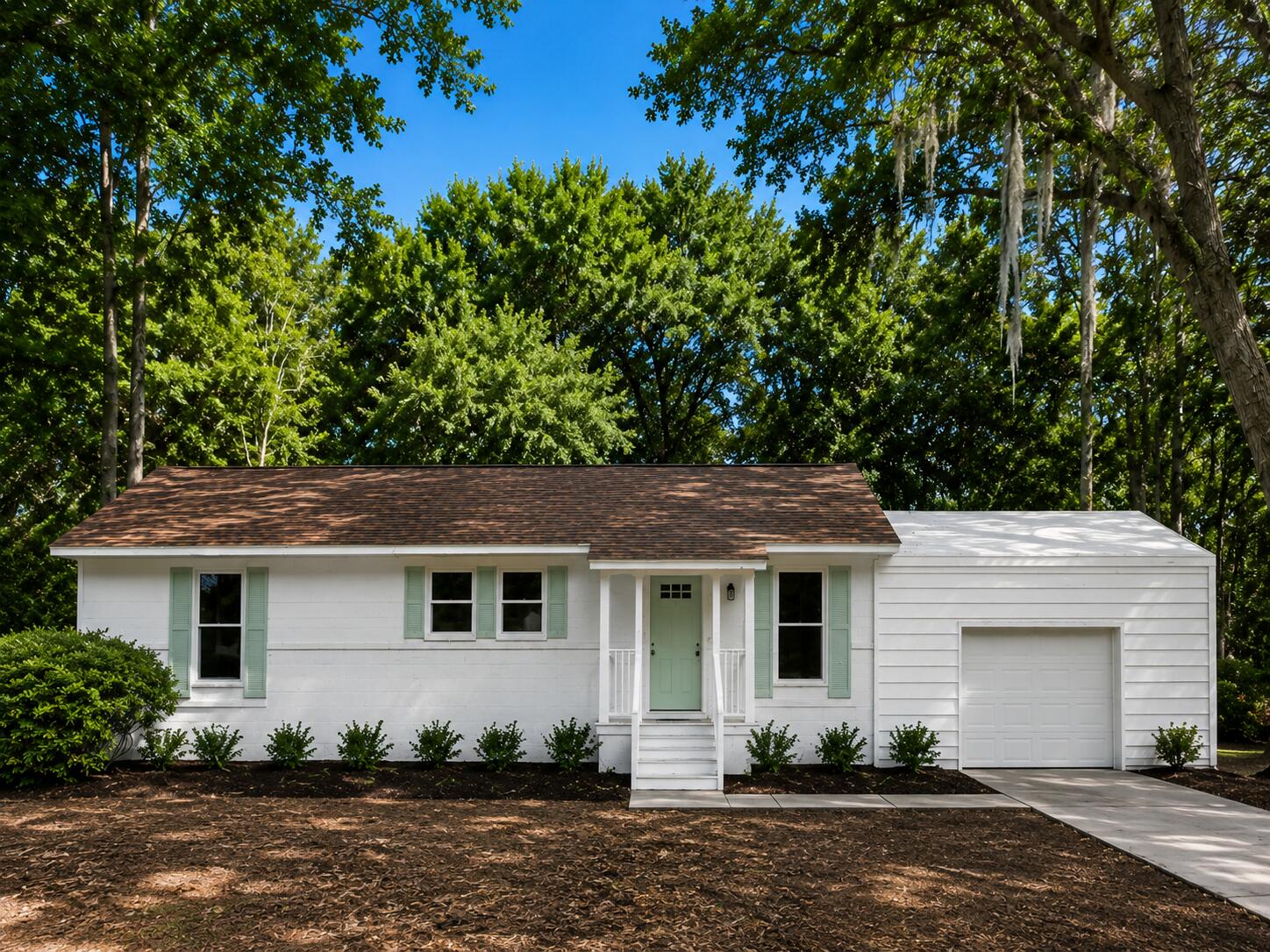709 Dolph Lane, McClellanville