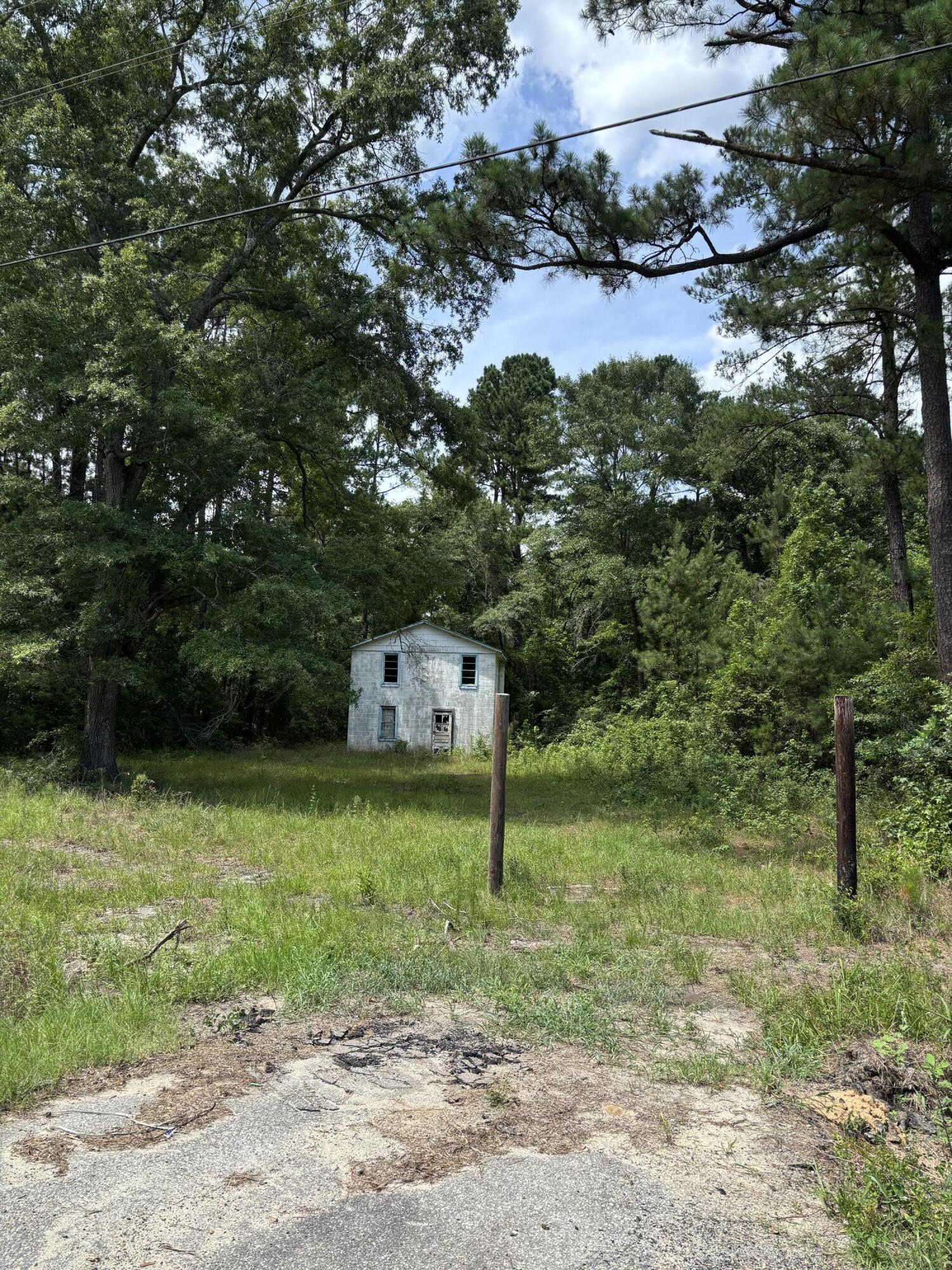 1458 Old Highway 6