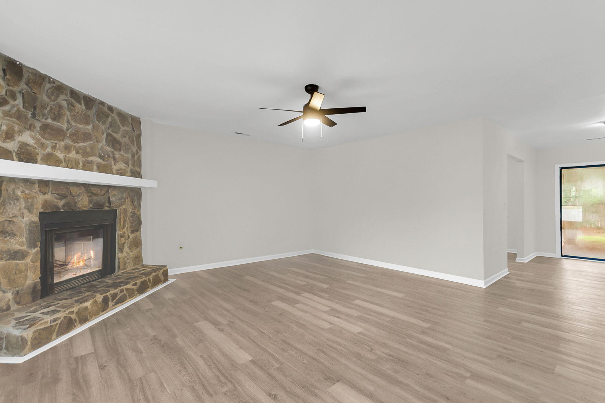 206 Tram Boulevard
