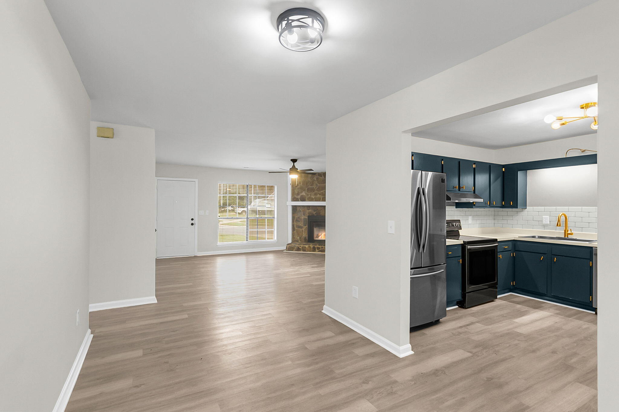 206 Tram Boulevard