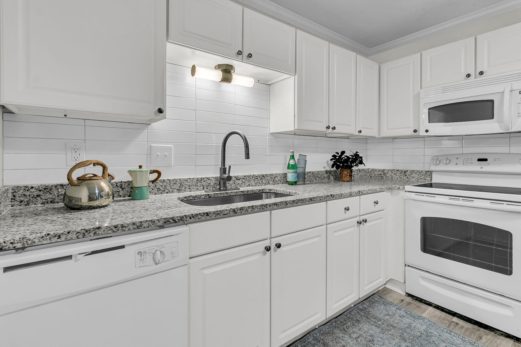 1713 Boone Hall Drive Unit 16 Unit: Unit I-16