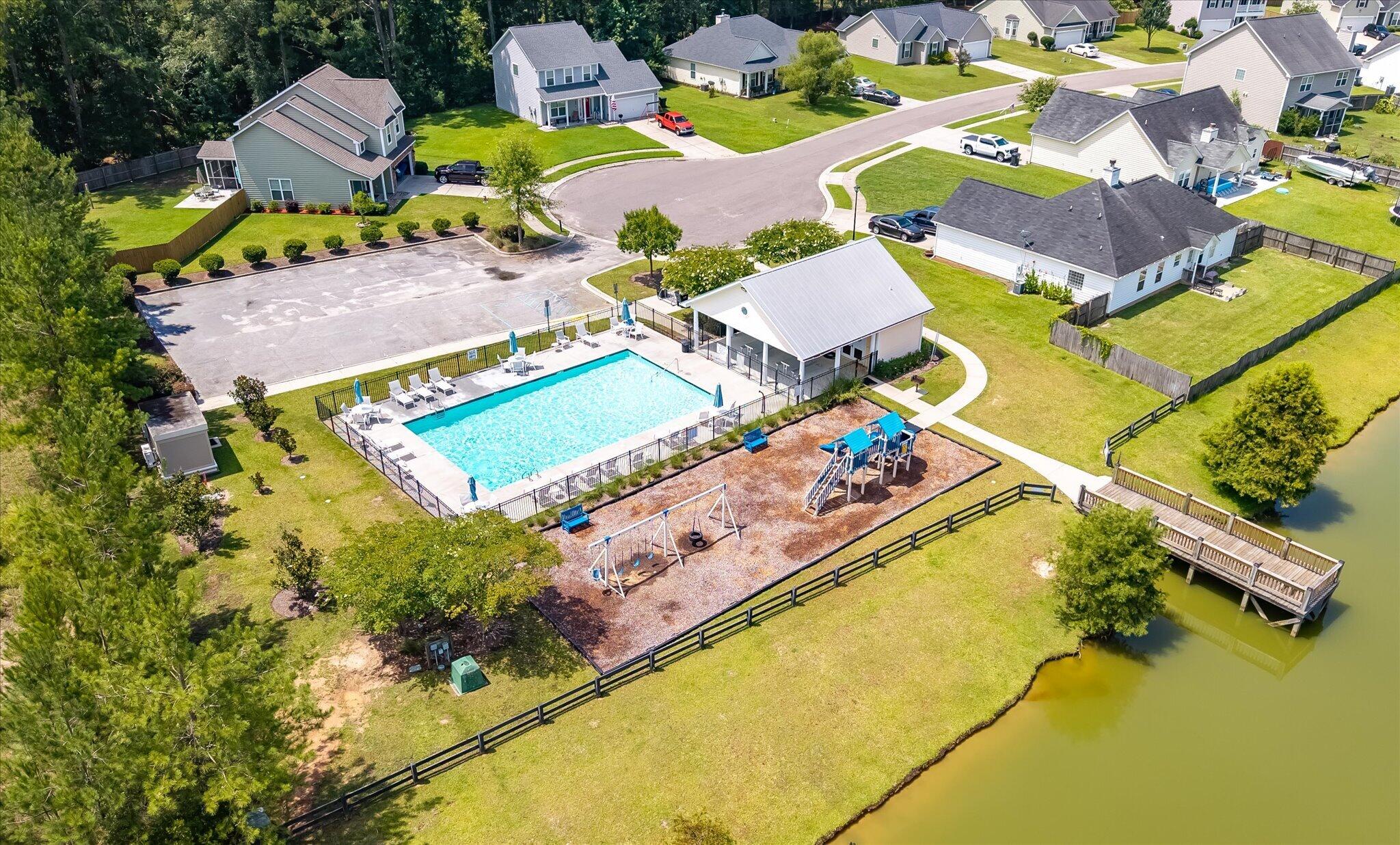 2021 Triple Crown Lane