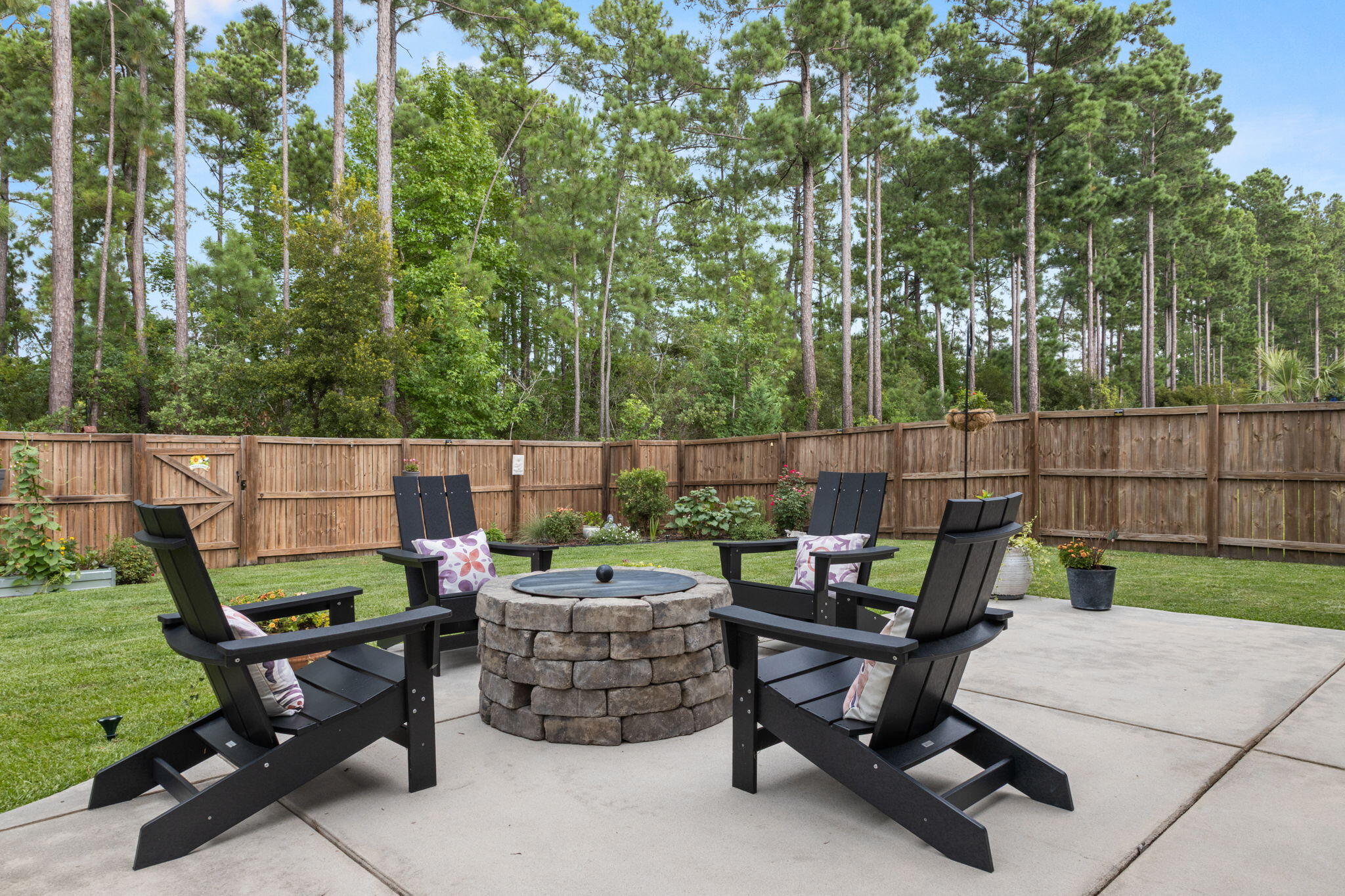 427 Whispering Breeze Lane