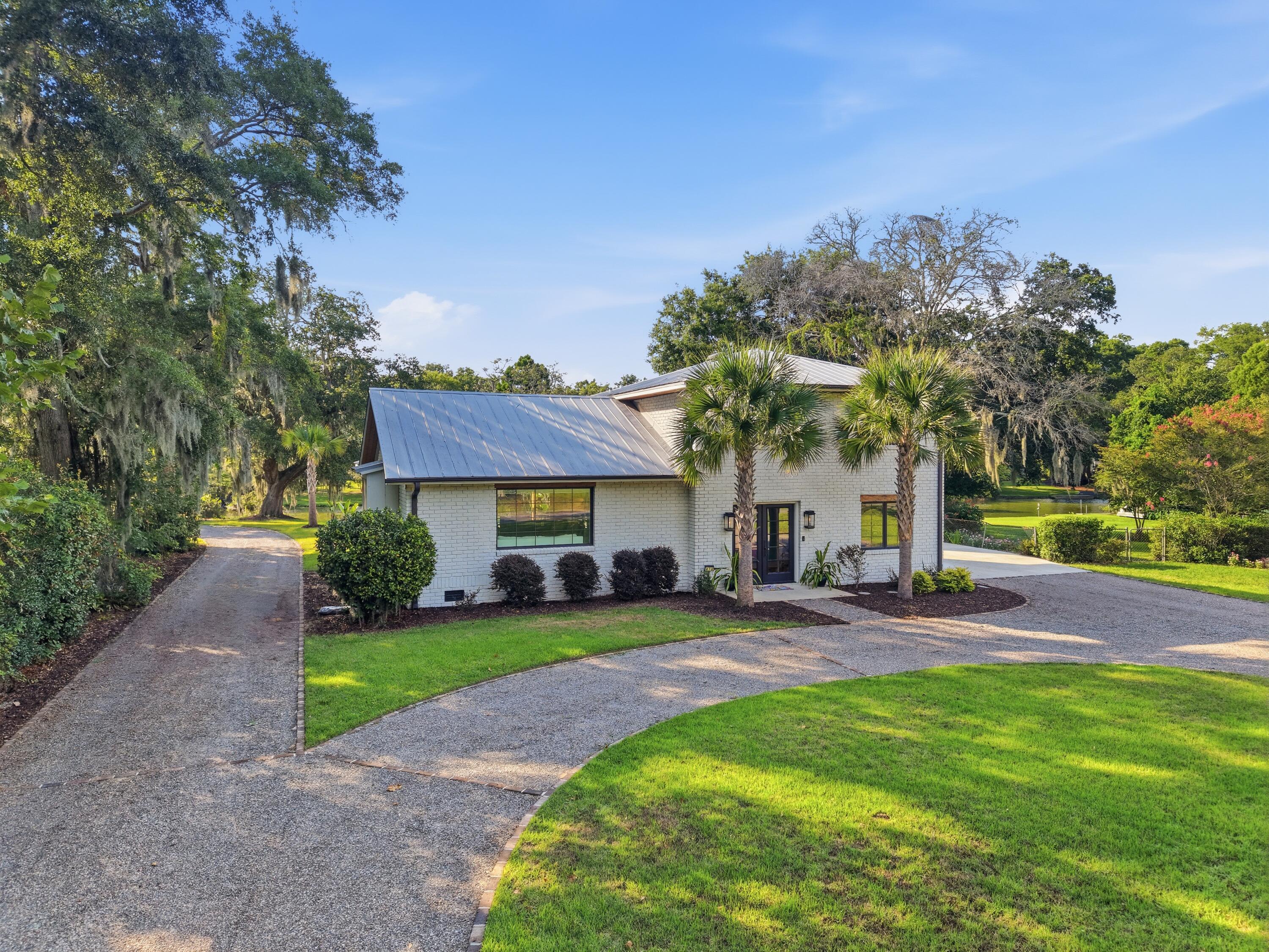 678 Edmonds Drive