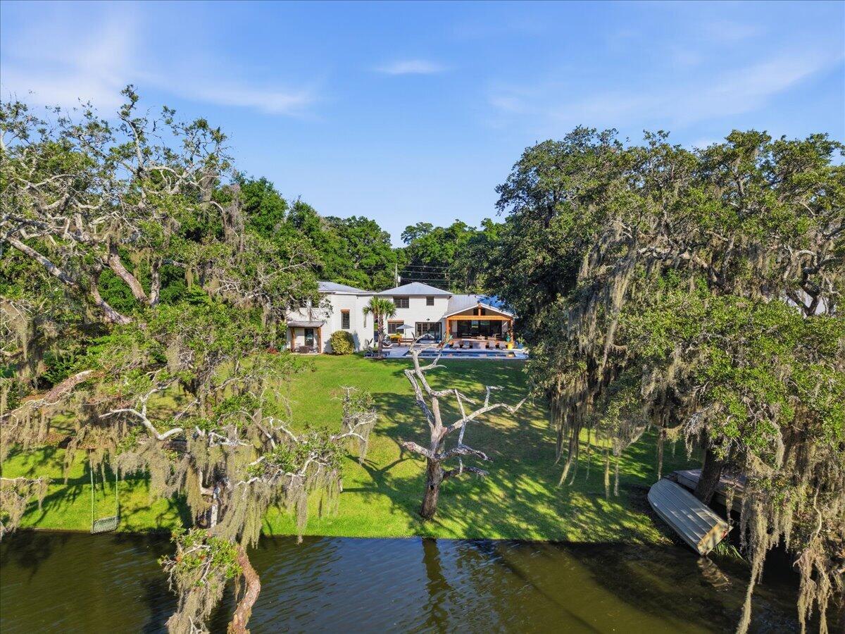 678 Edmonds Drive