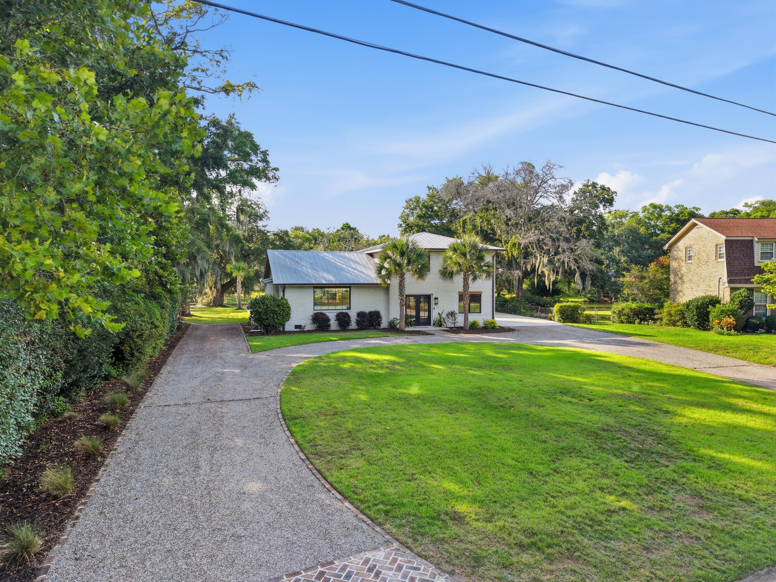 678 Edmonds Drive