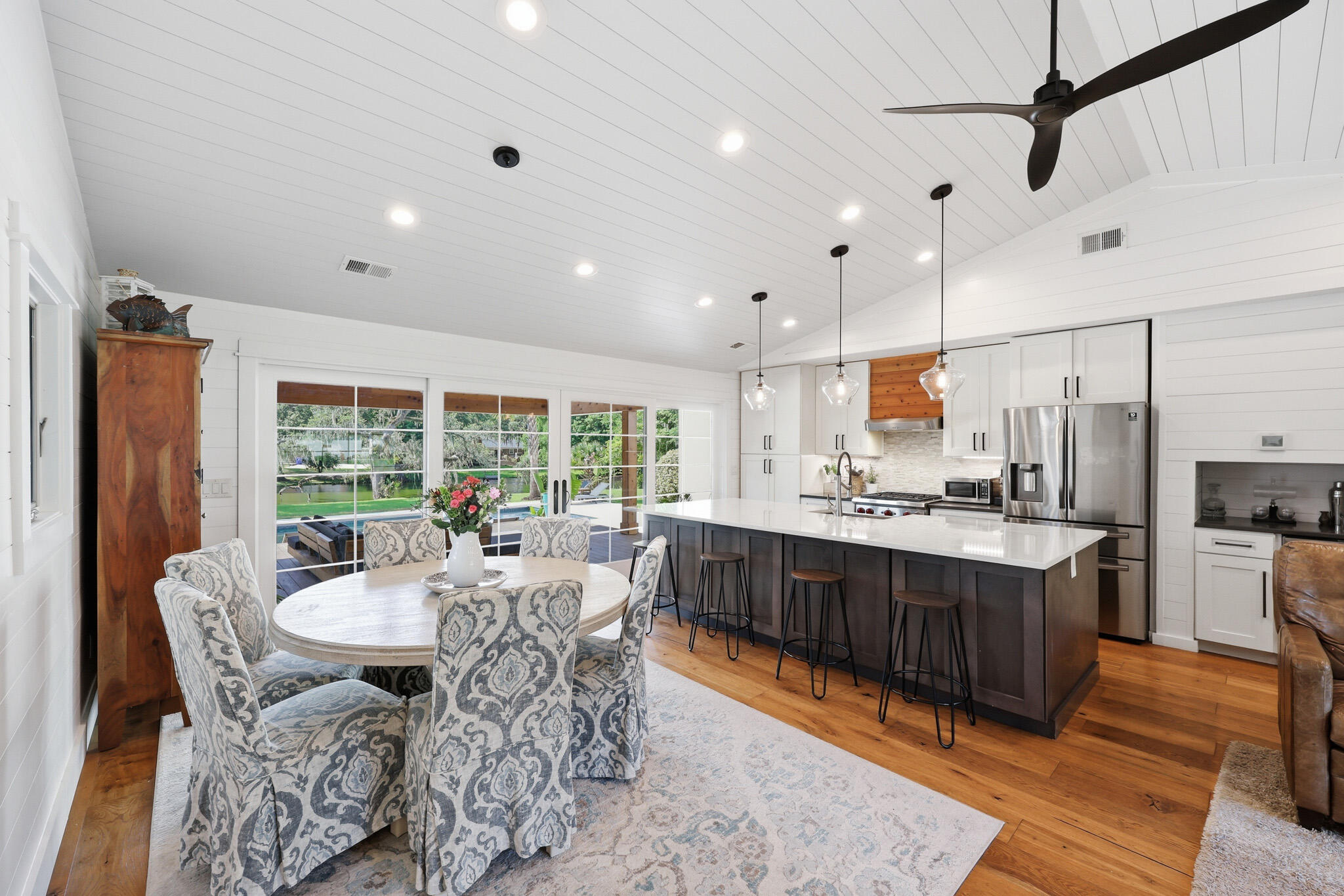 678 Edmonds Drive