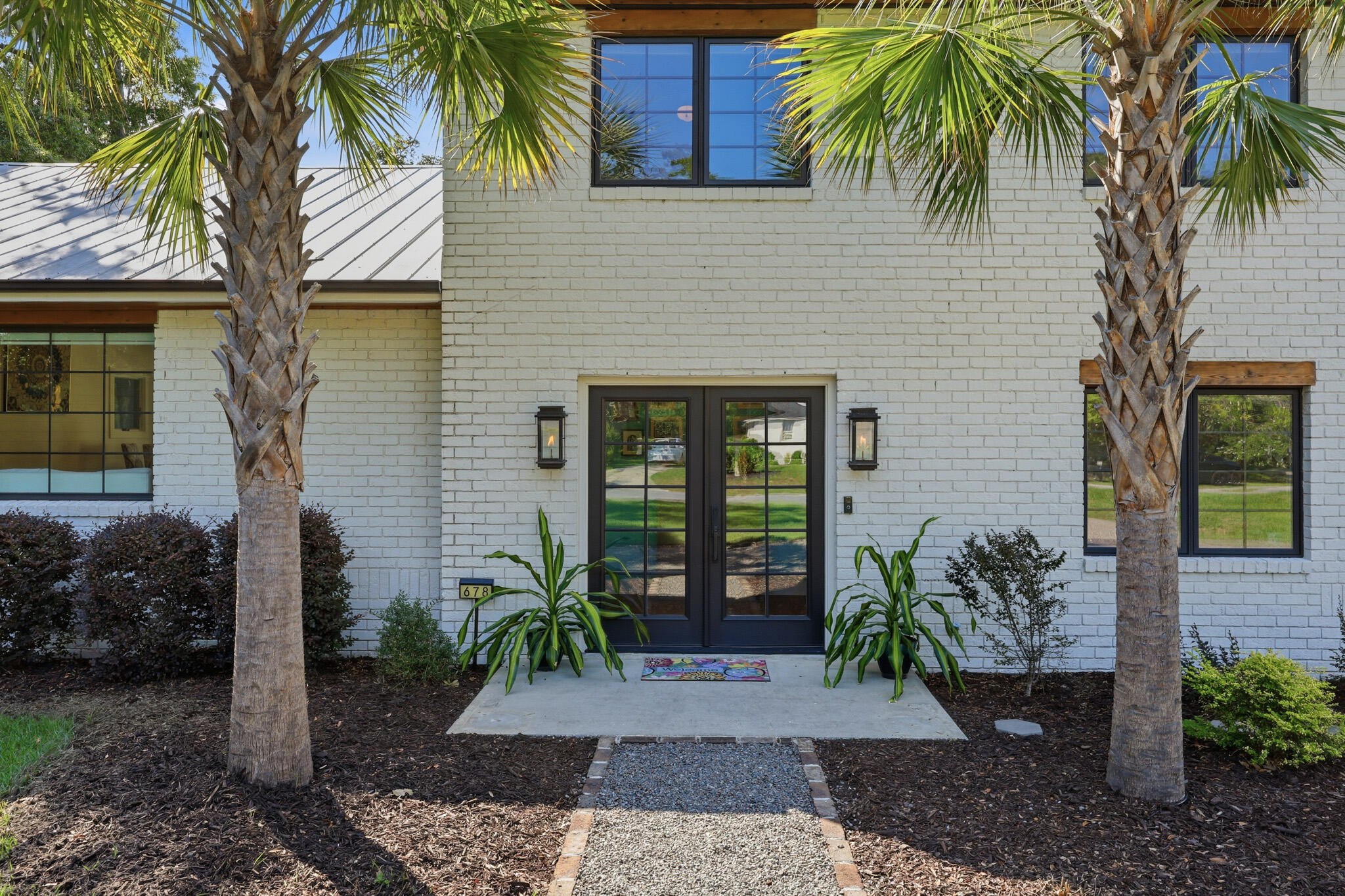 678 Edmonds Drive