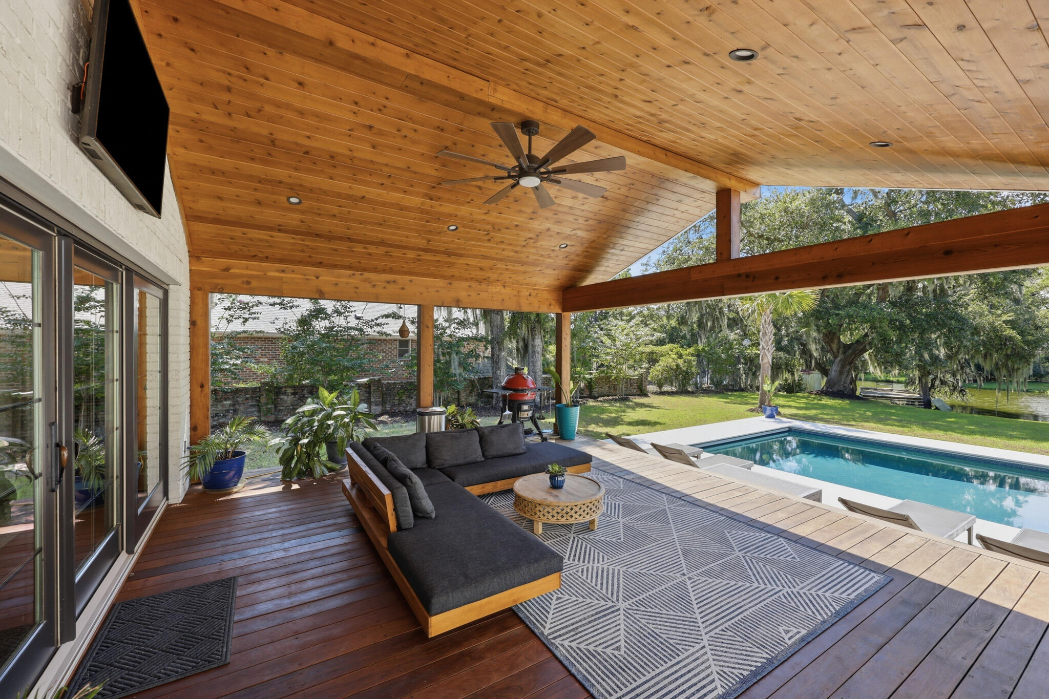 678 Edmonds Drive