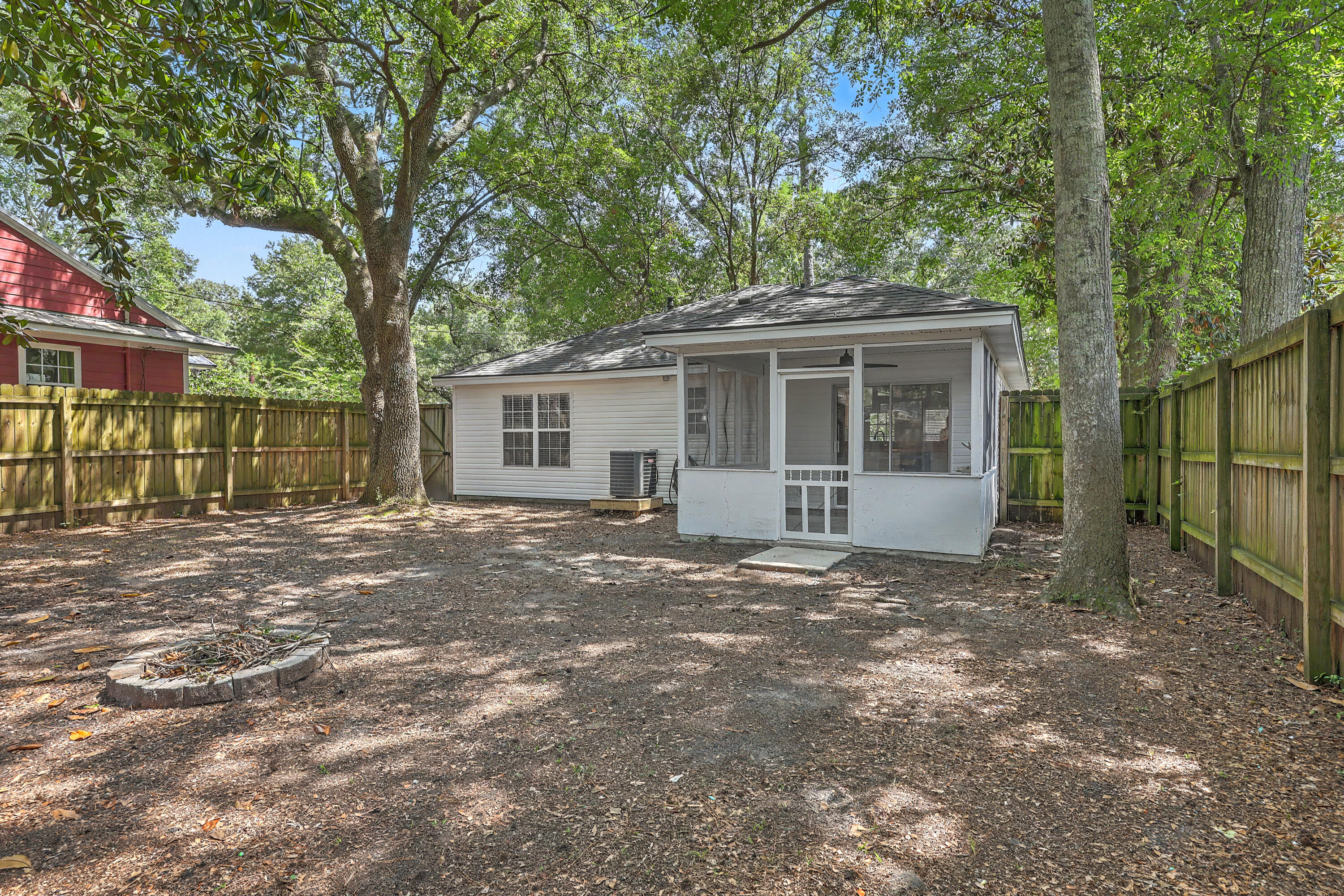 1612 Poinsettia Road