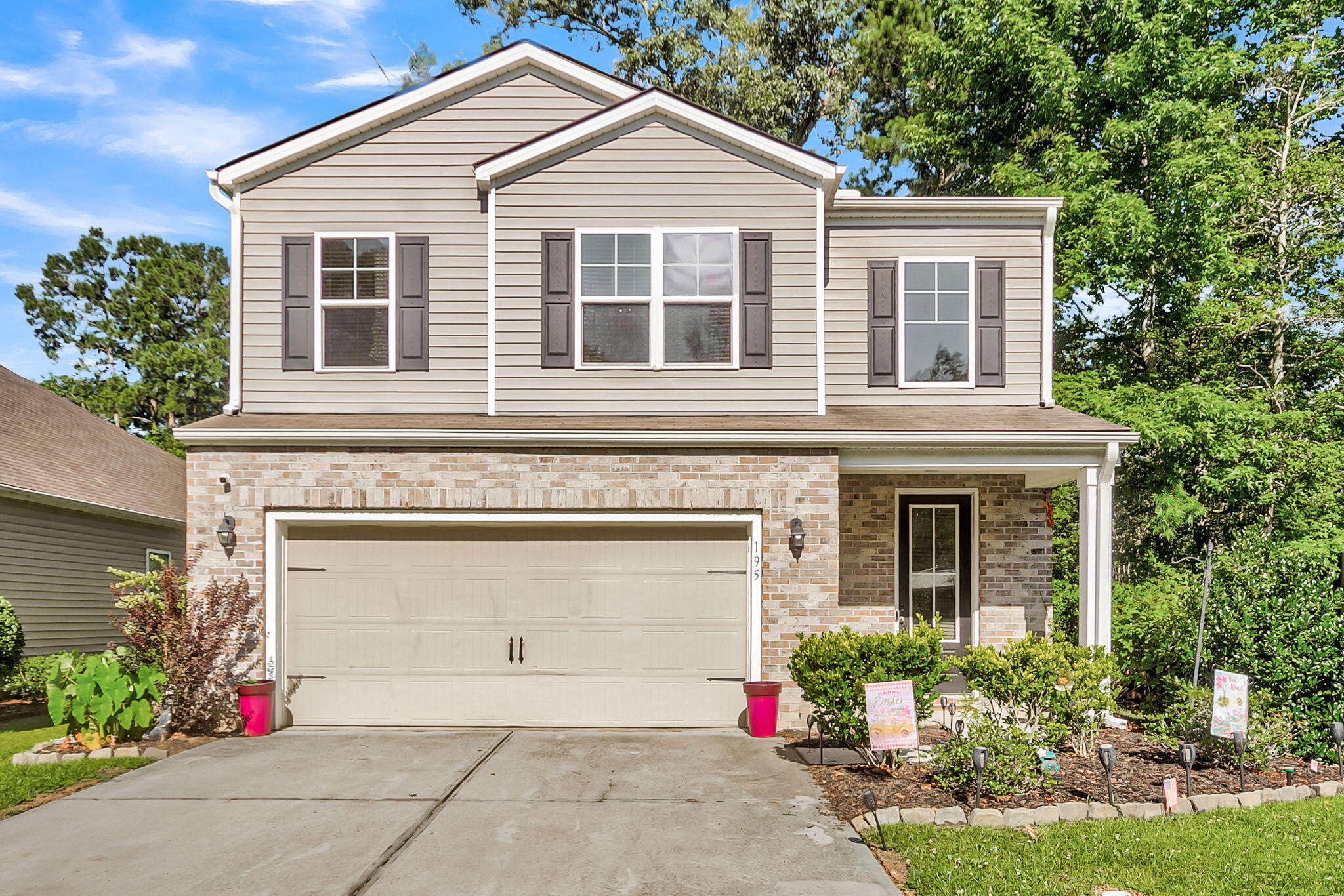 195 Hickory Ridge Way