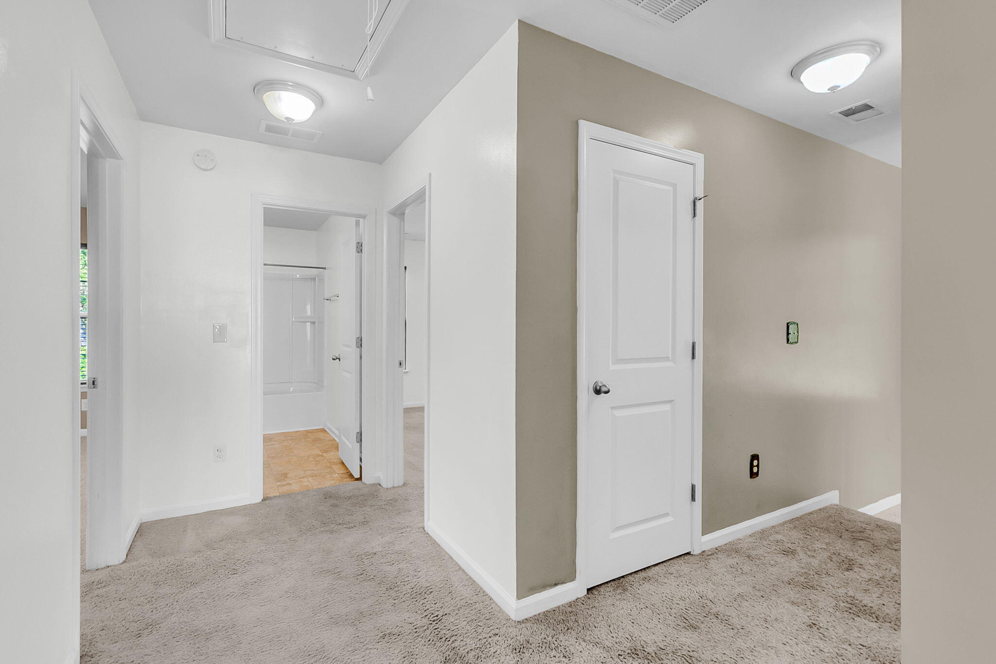 195 Hickory Ridge Way