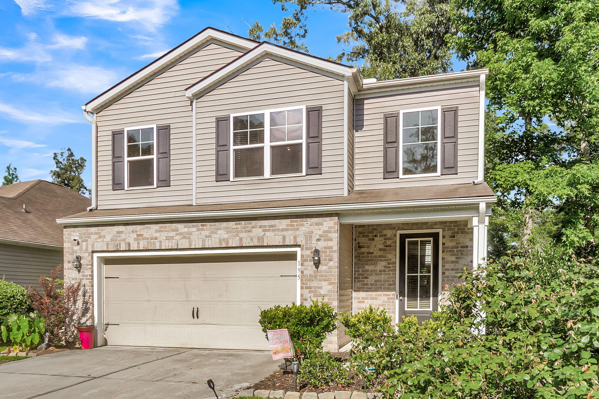 195 Hickory Ridge Way