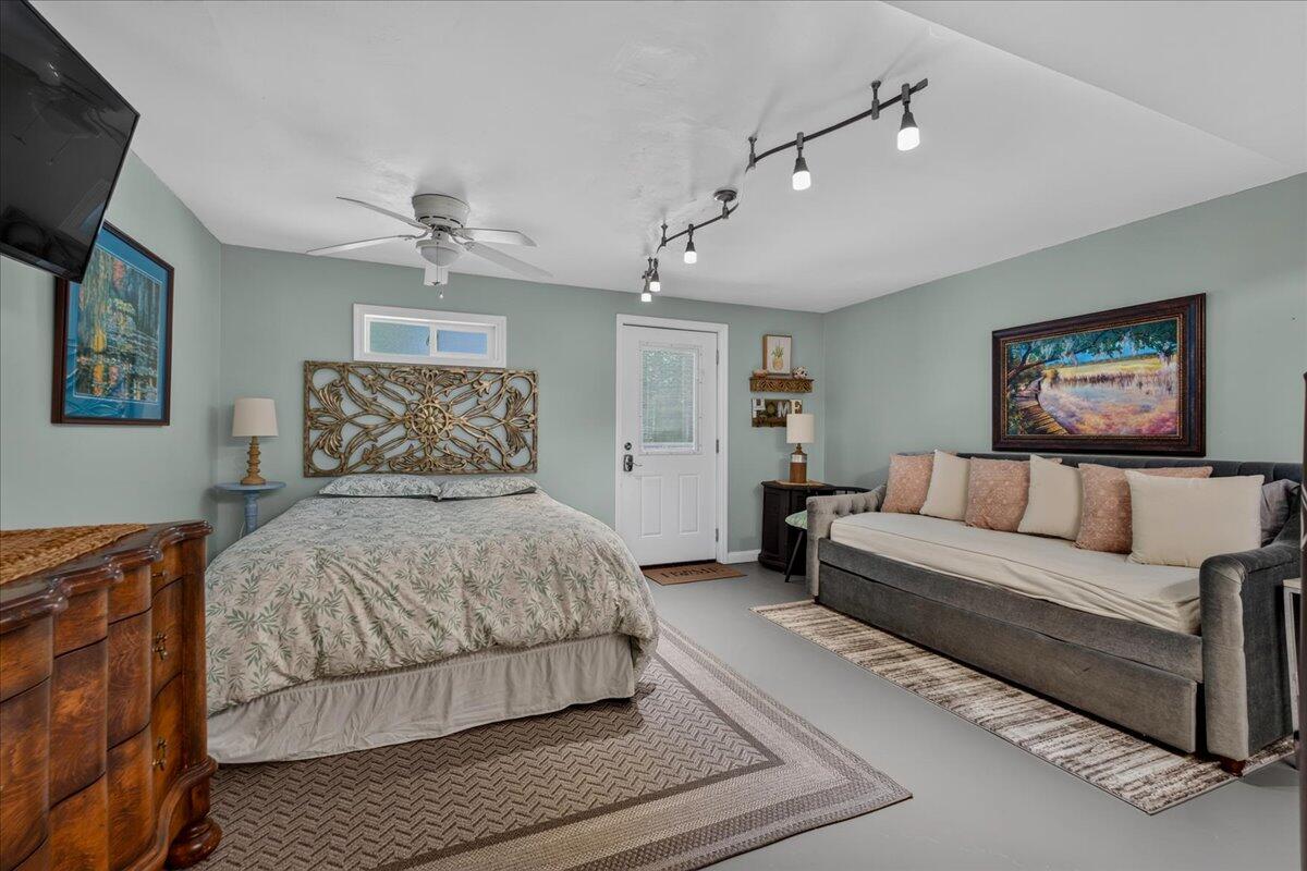 205 Telfair Court
