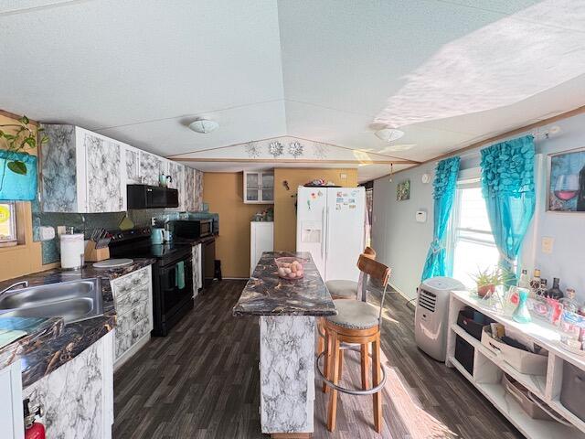 1566 Mcalhany Road