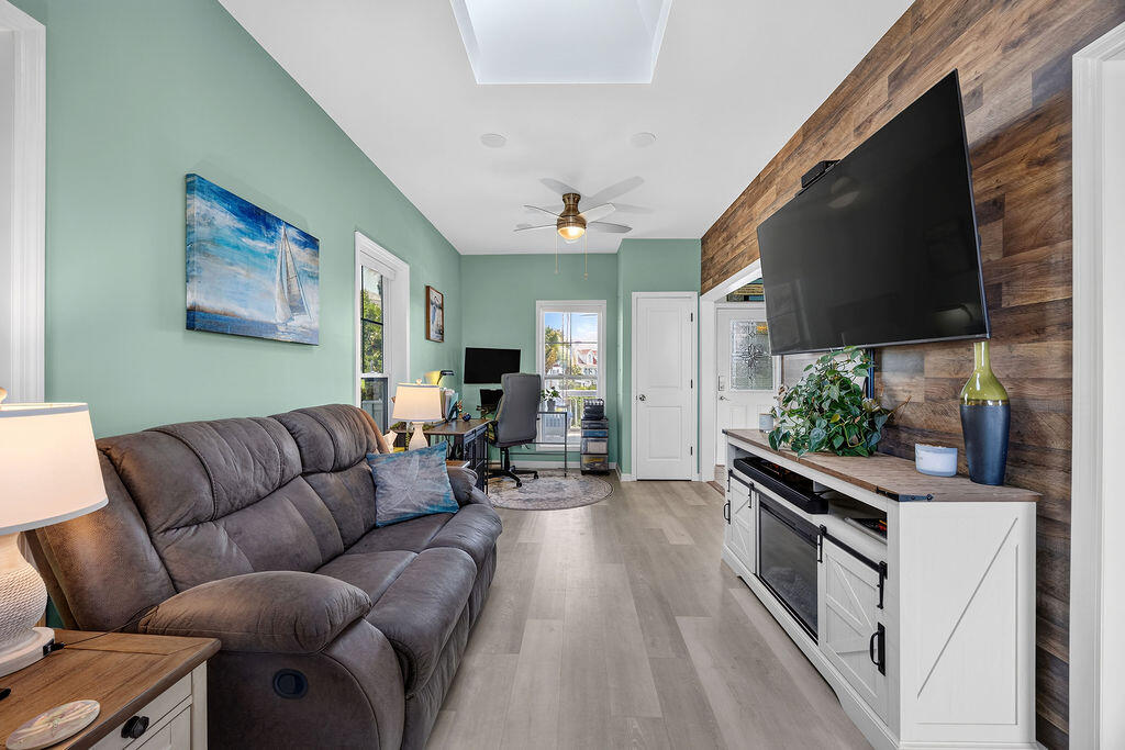 4 Teal Court