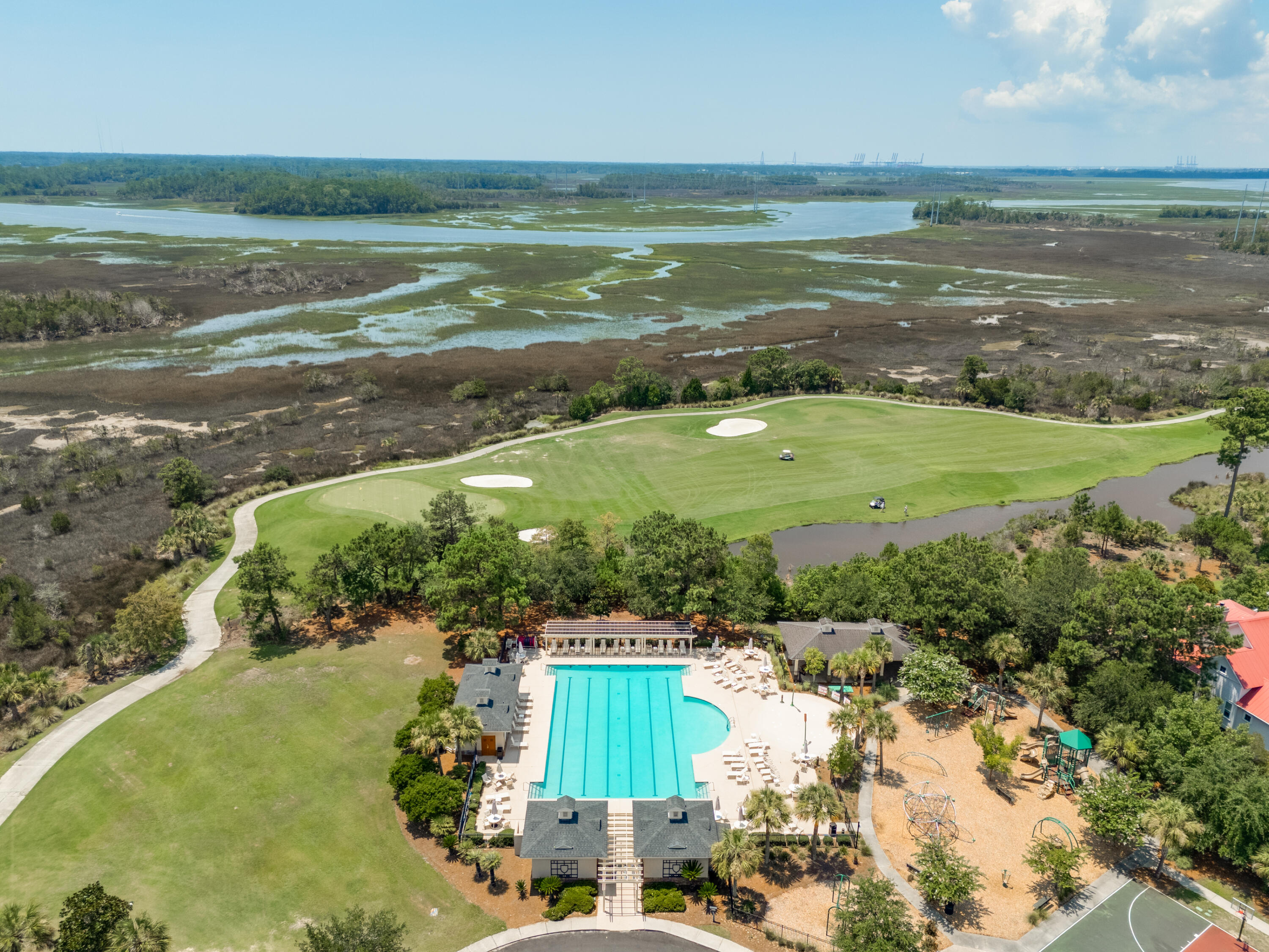 1605 Rivertowne Country Club Drive