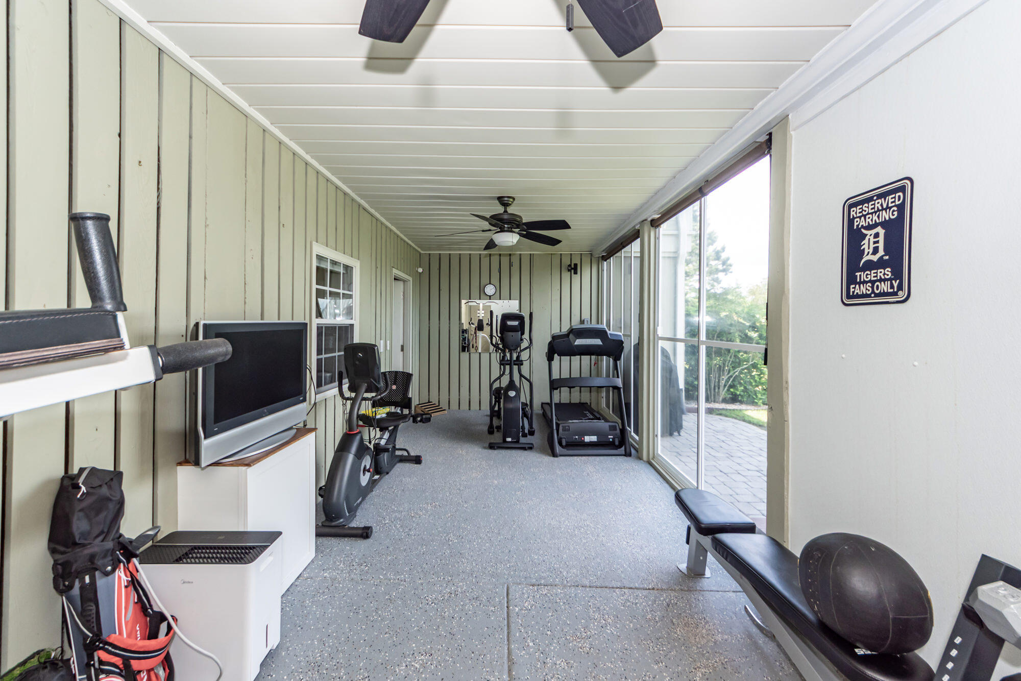 1605 Rivertowne Country Club Drive
