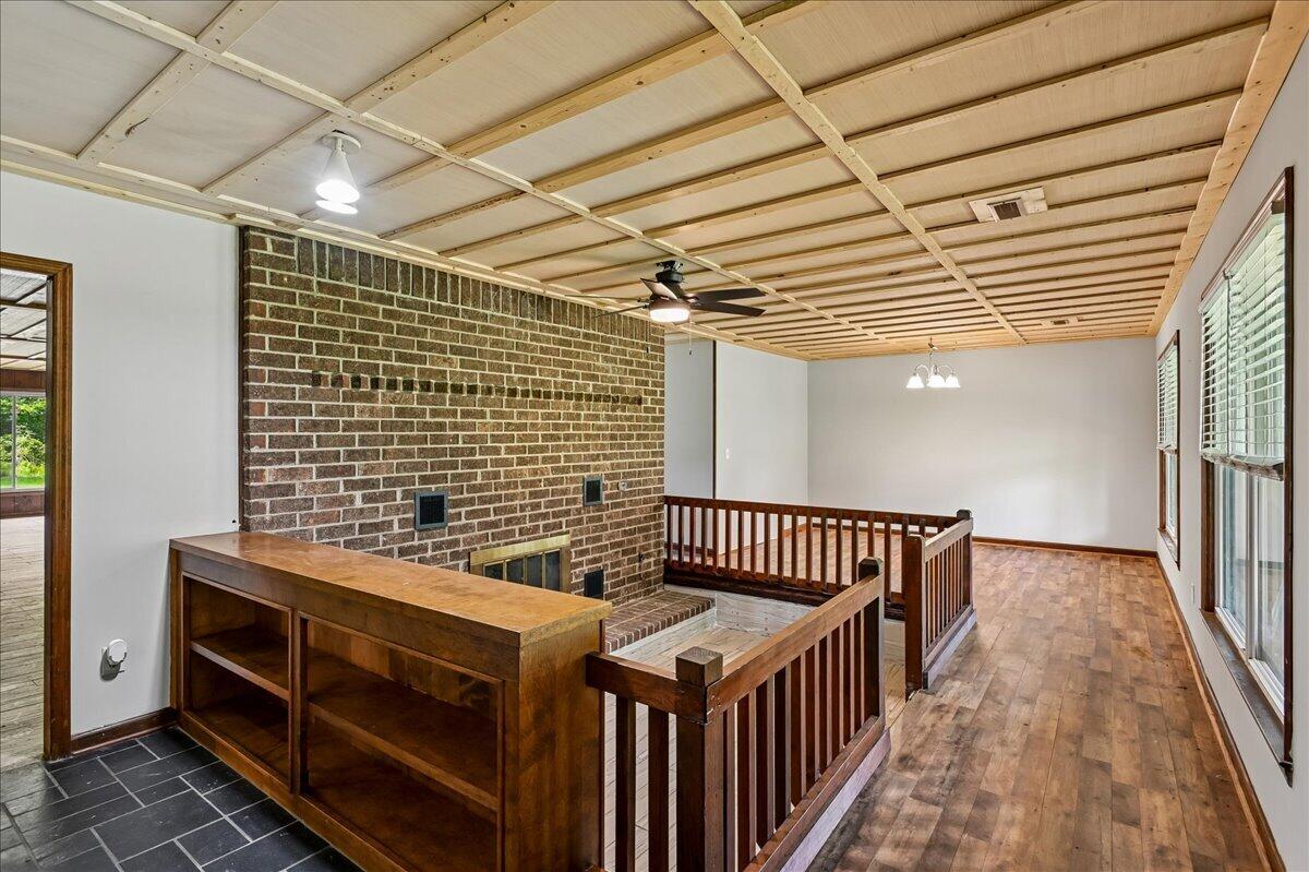 148 Claussen Street