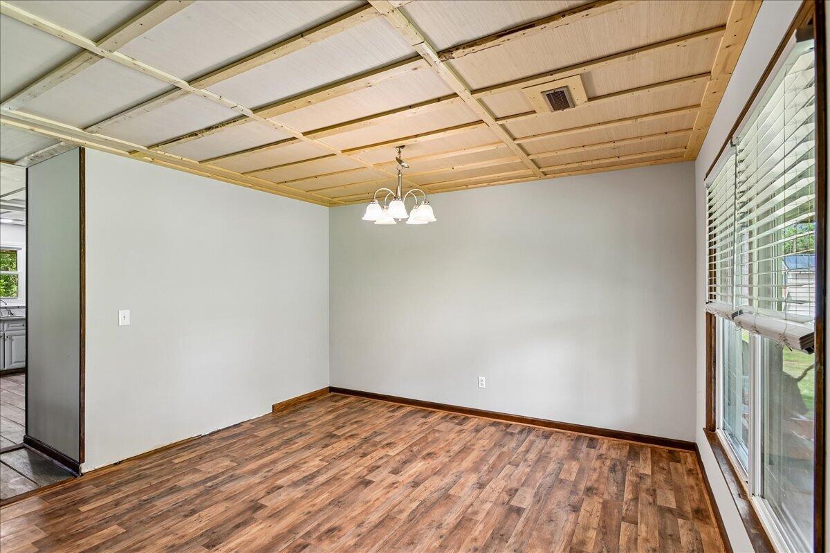 148 Claussen Street