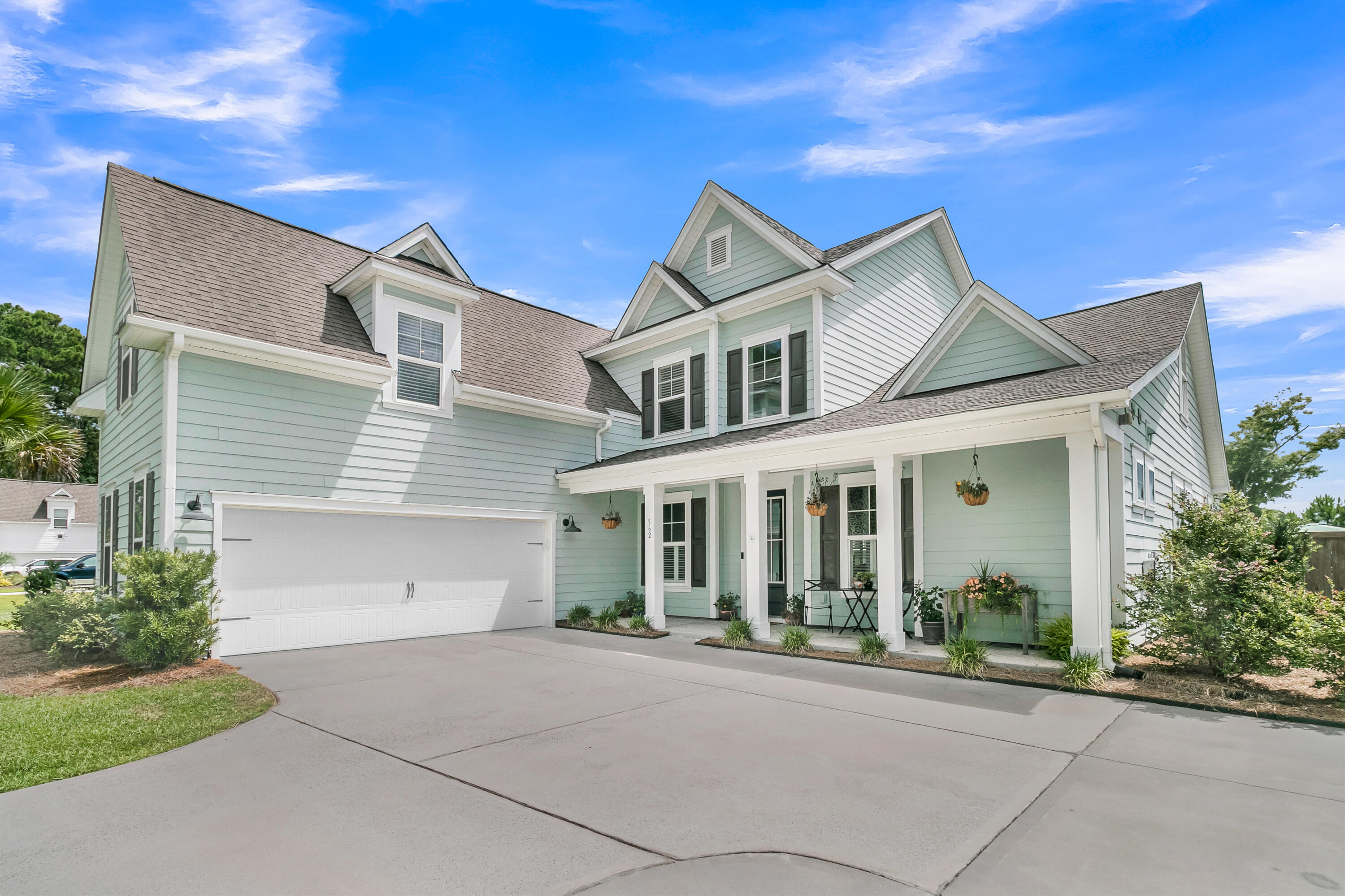 562 Pontoon Road