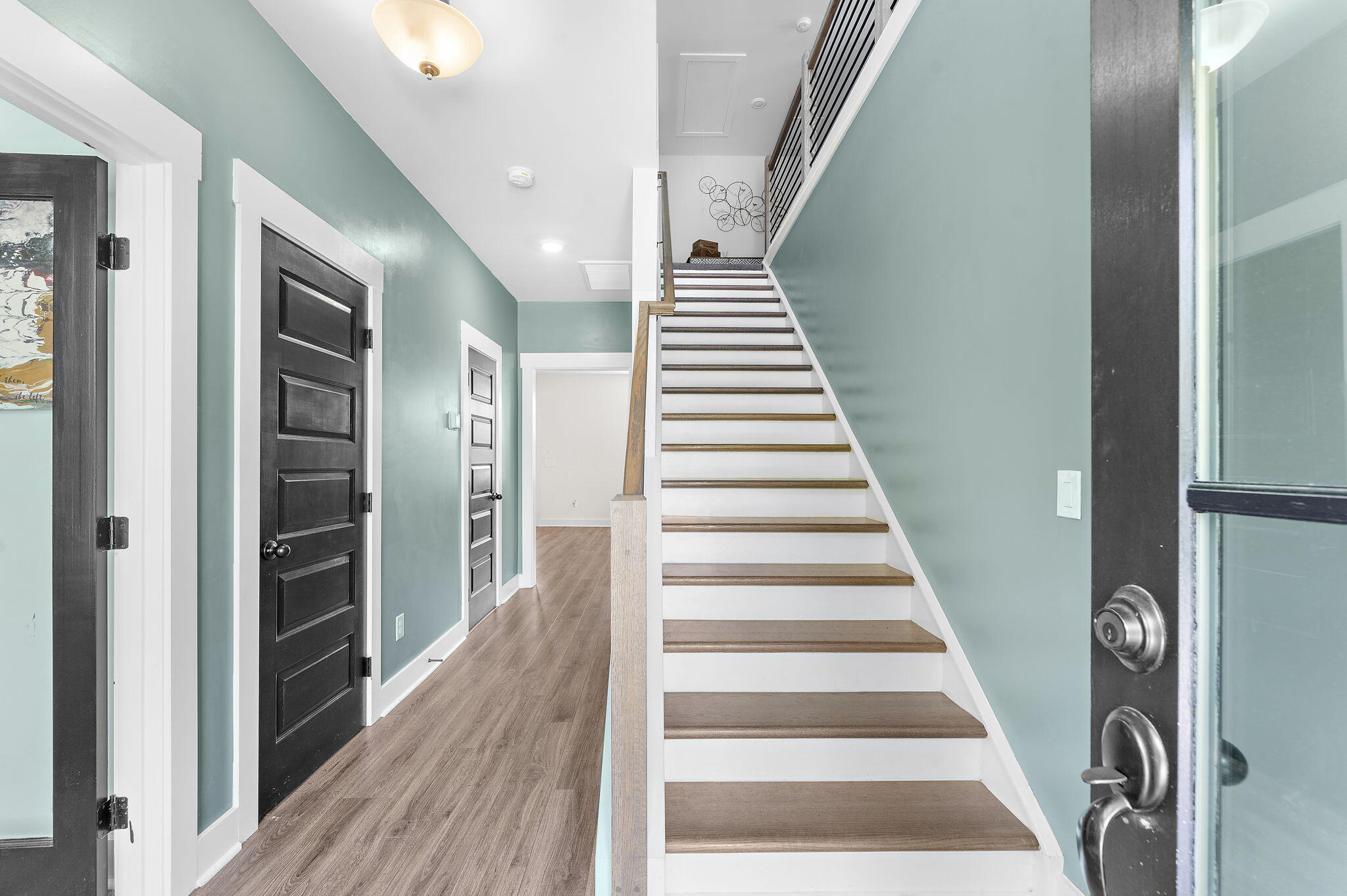 5912- B Maple Street