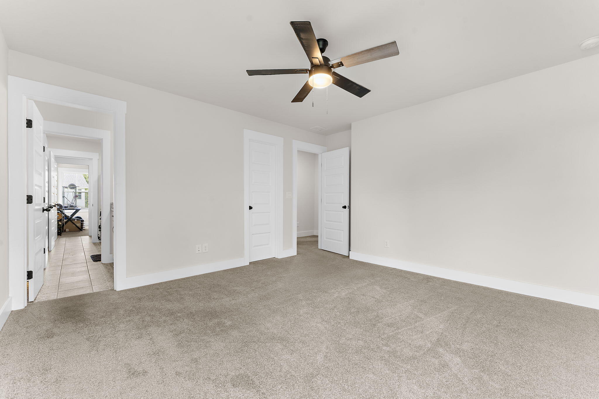 5912- B Maple Street