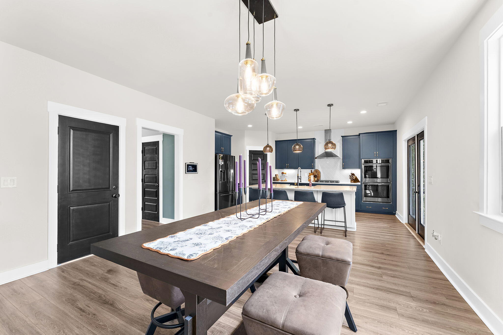 5912- B Maple Street