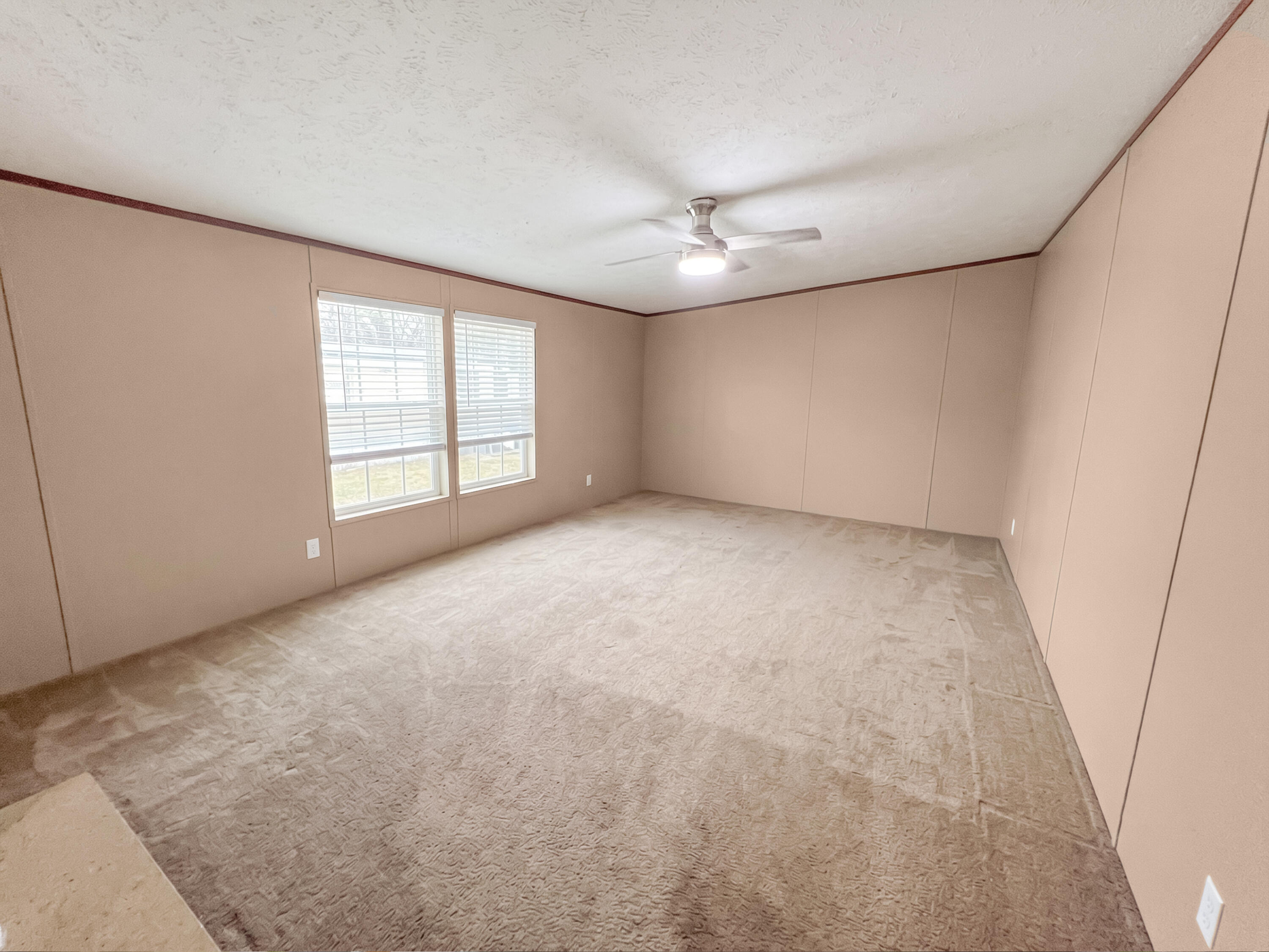 1860 Springvale Rd