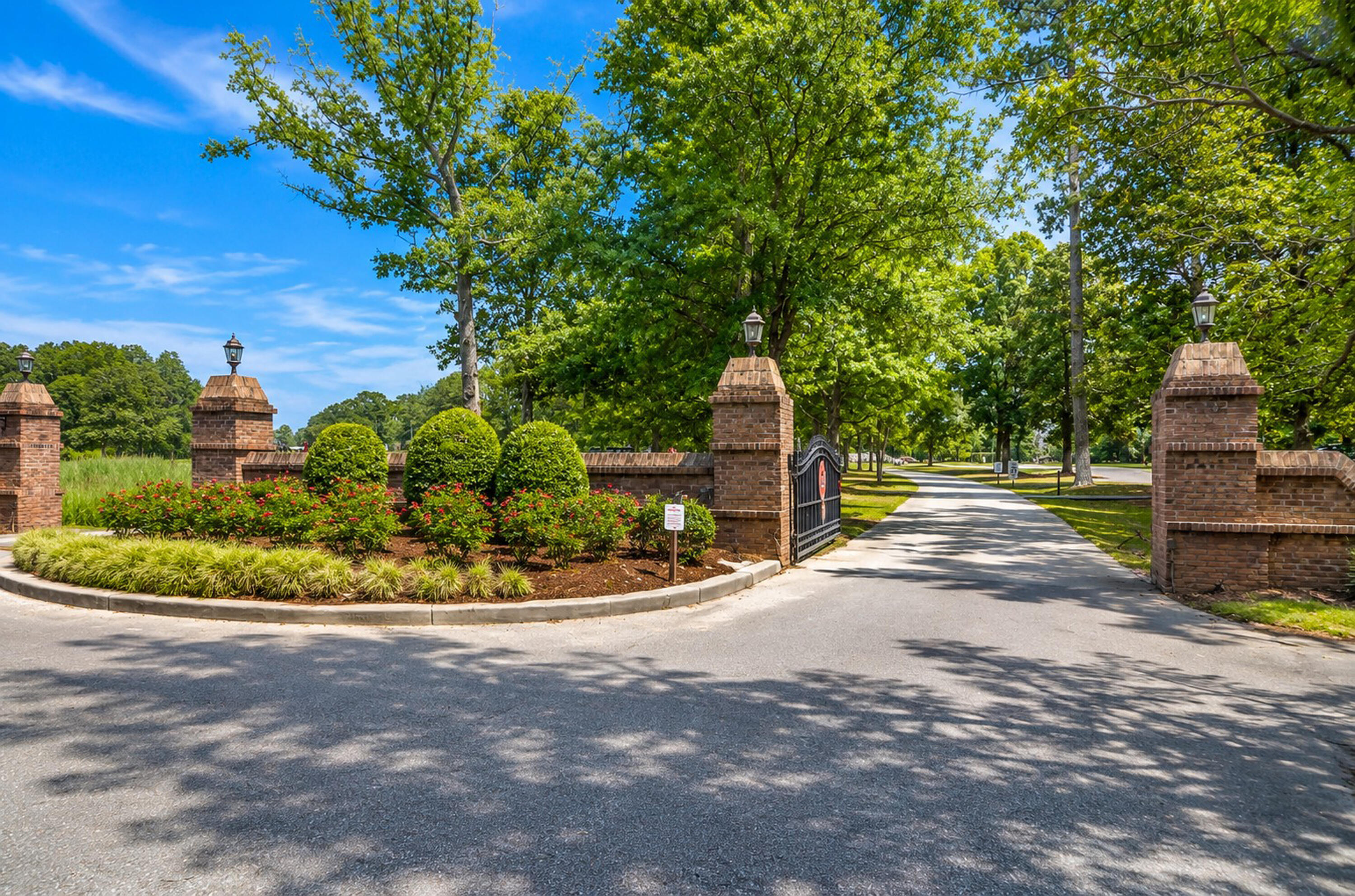 5353 Birdie Lane