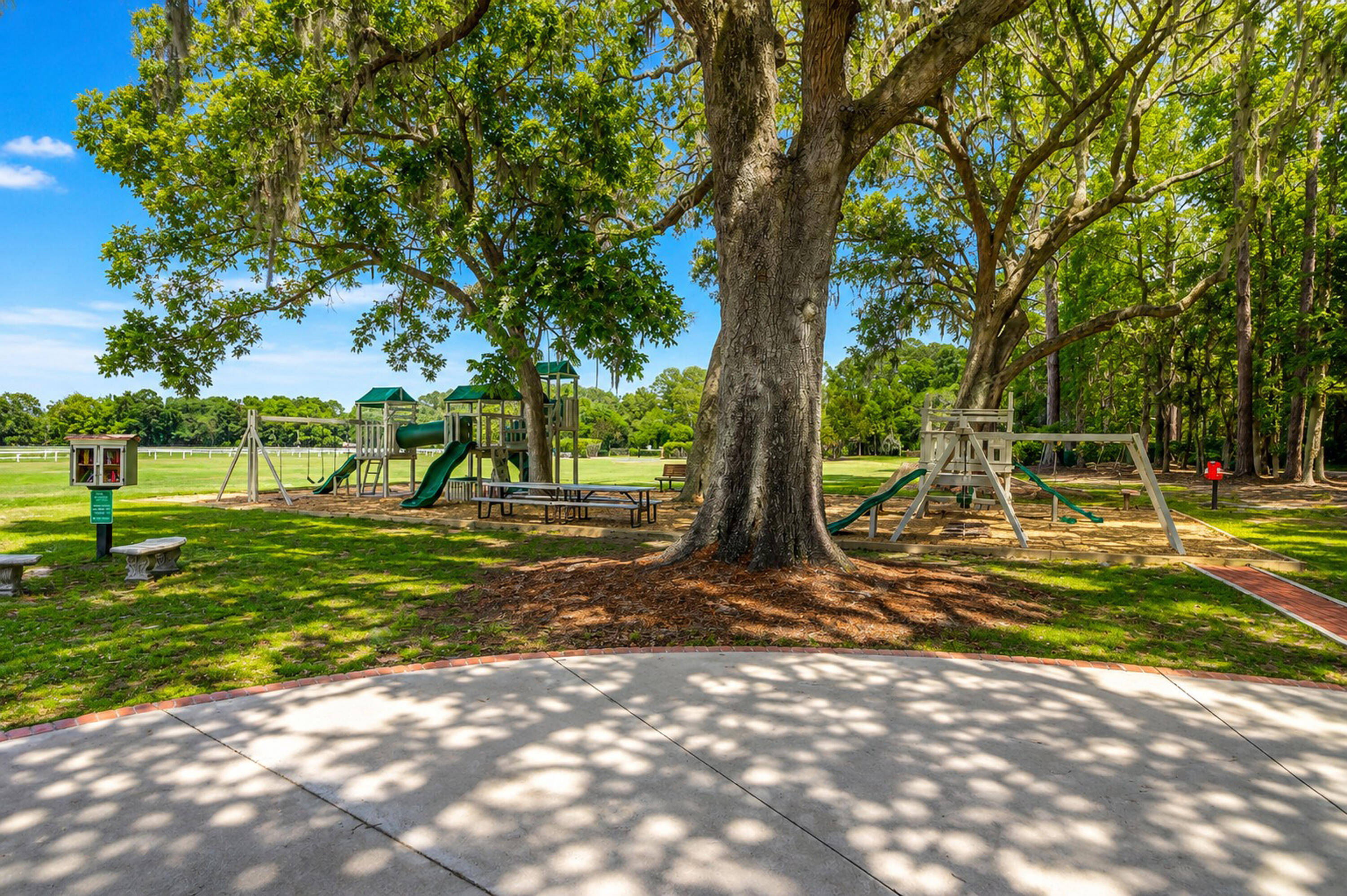 5353 Birdie Lane