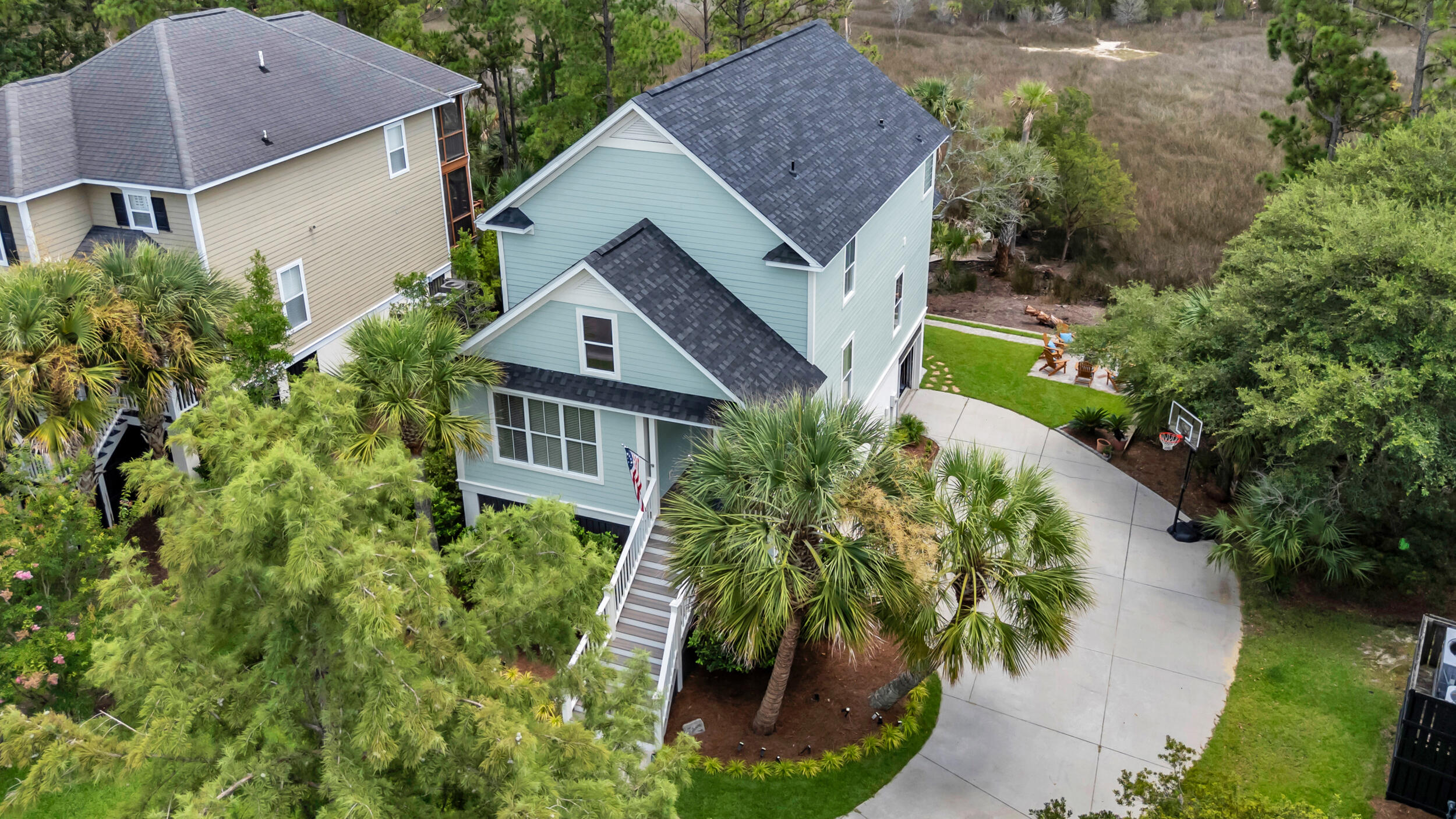 2301 N Creek Drive