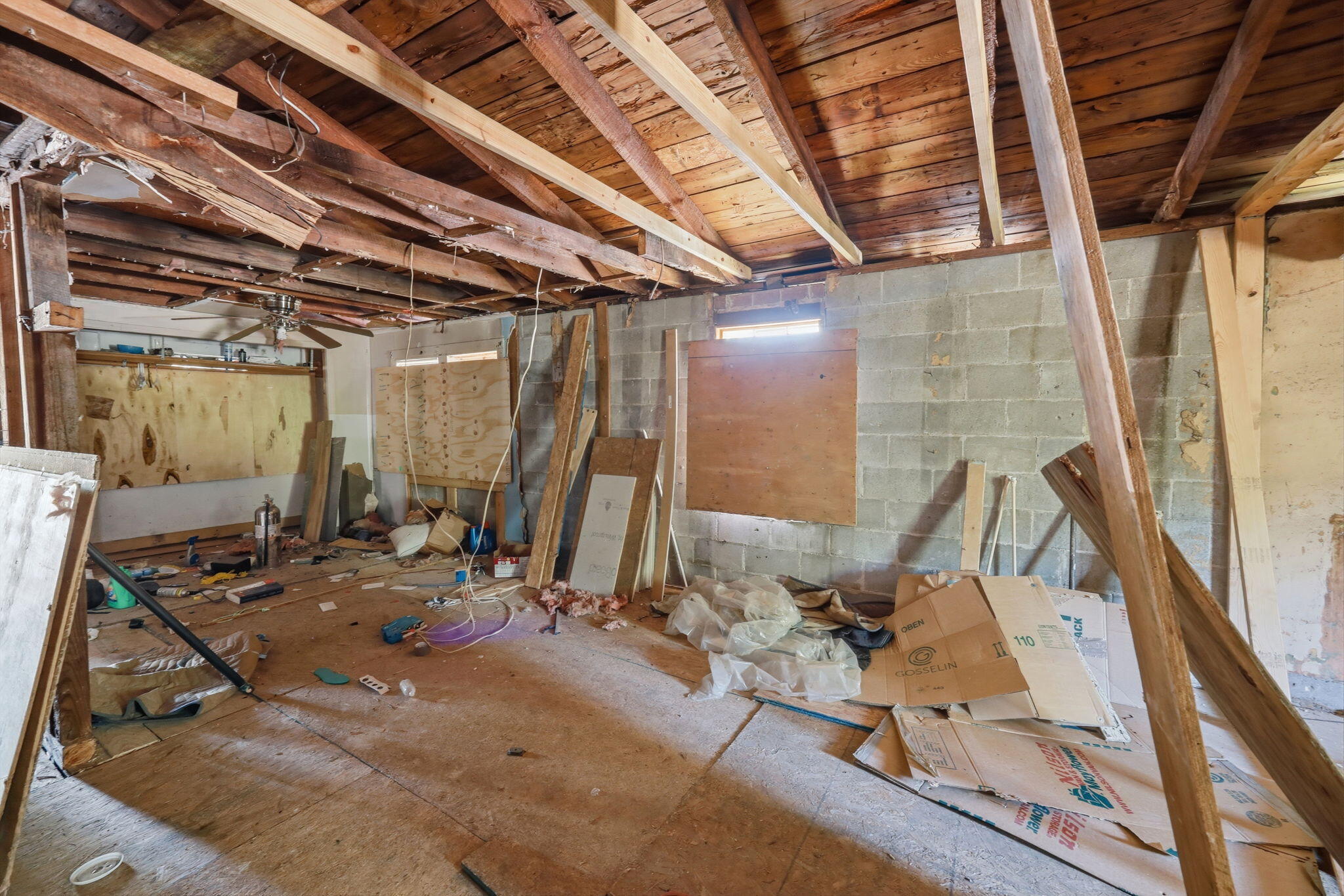 2631 Henry Street