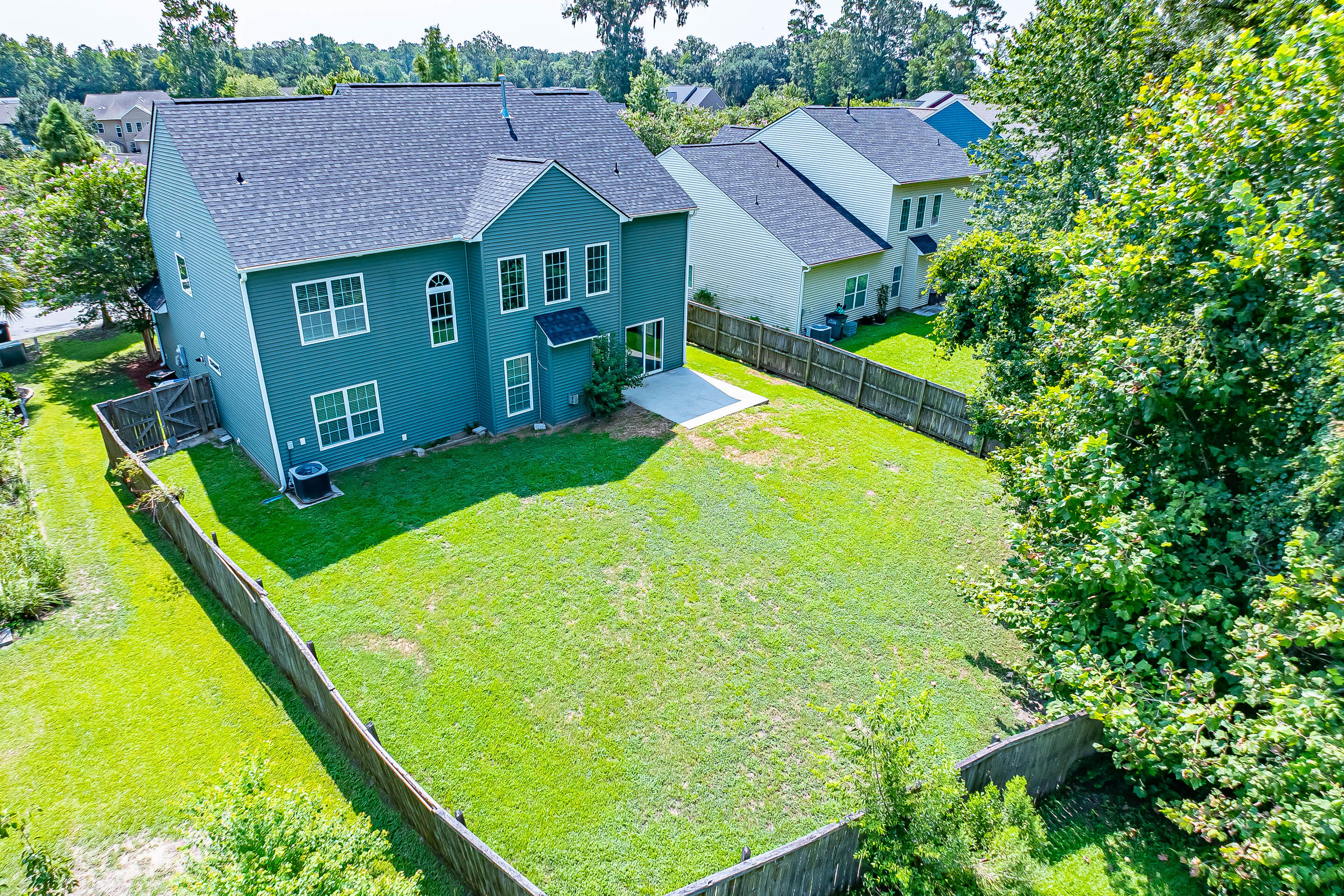 8485 Middle River Way