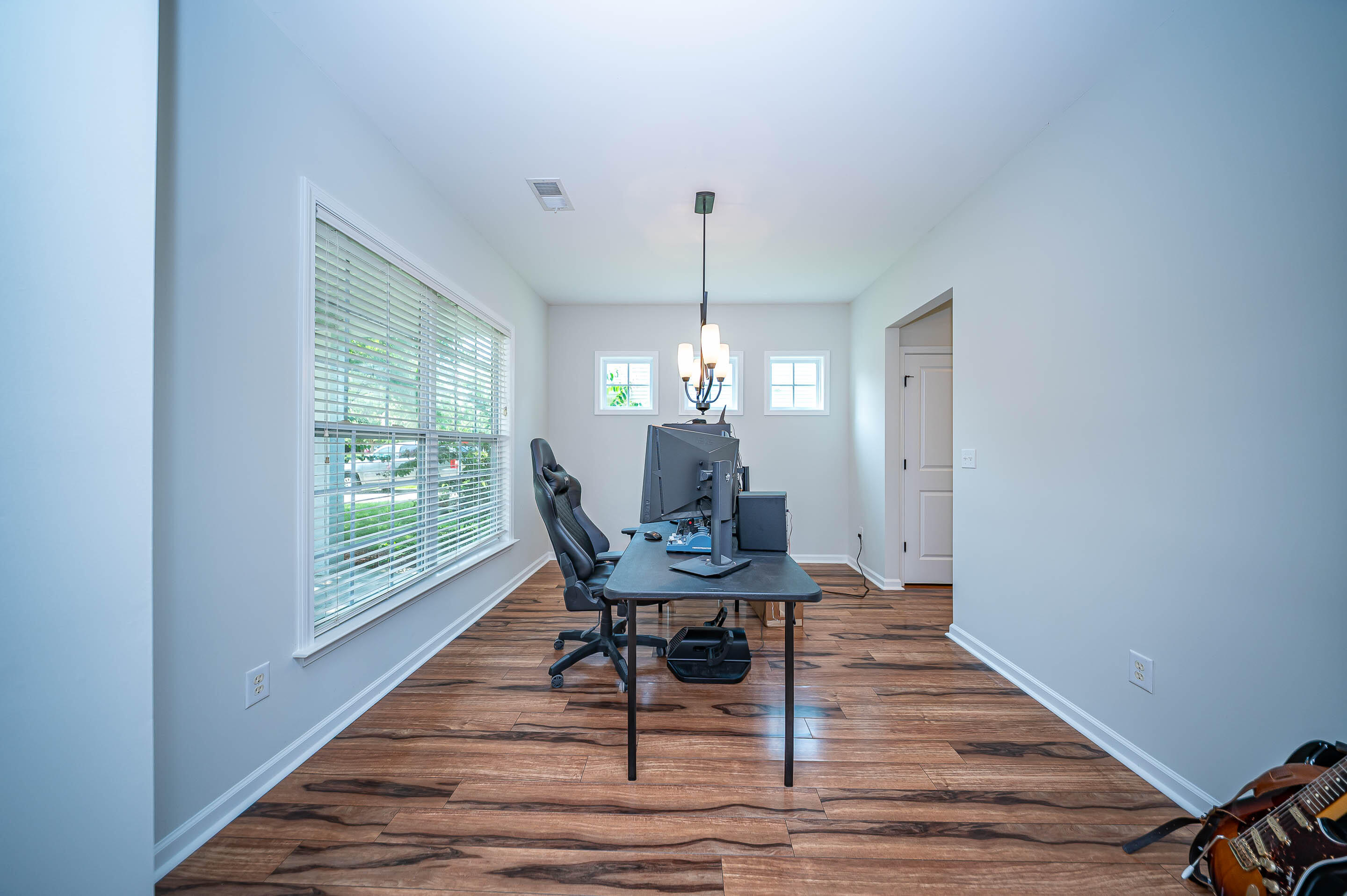 8485 Middle River Way