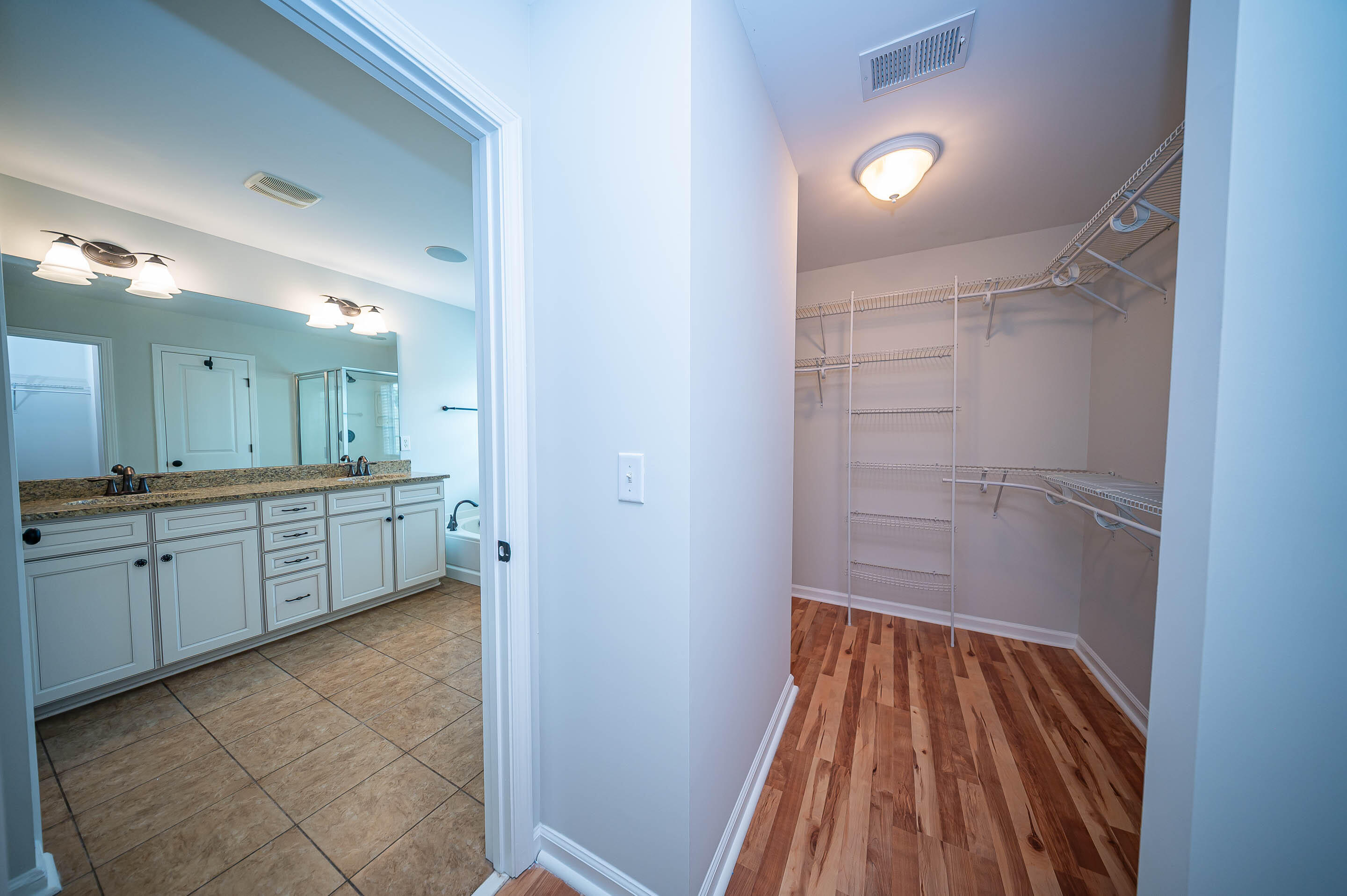 8485 Middle River Way