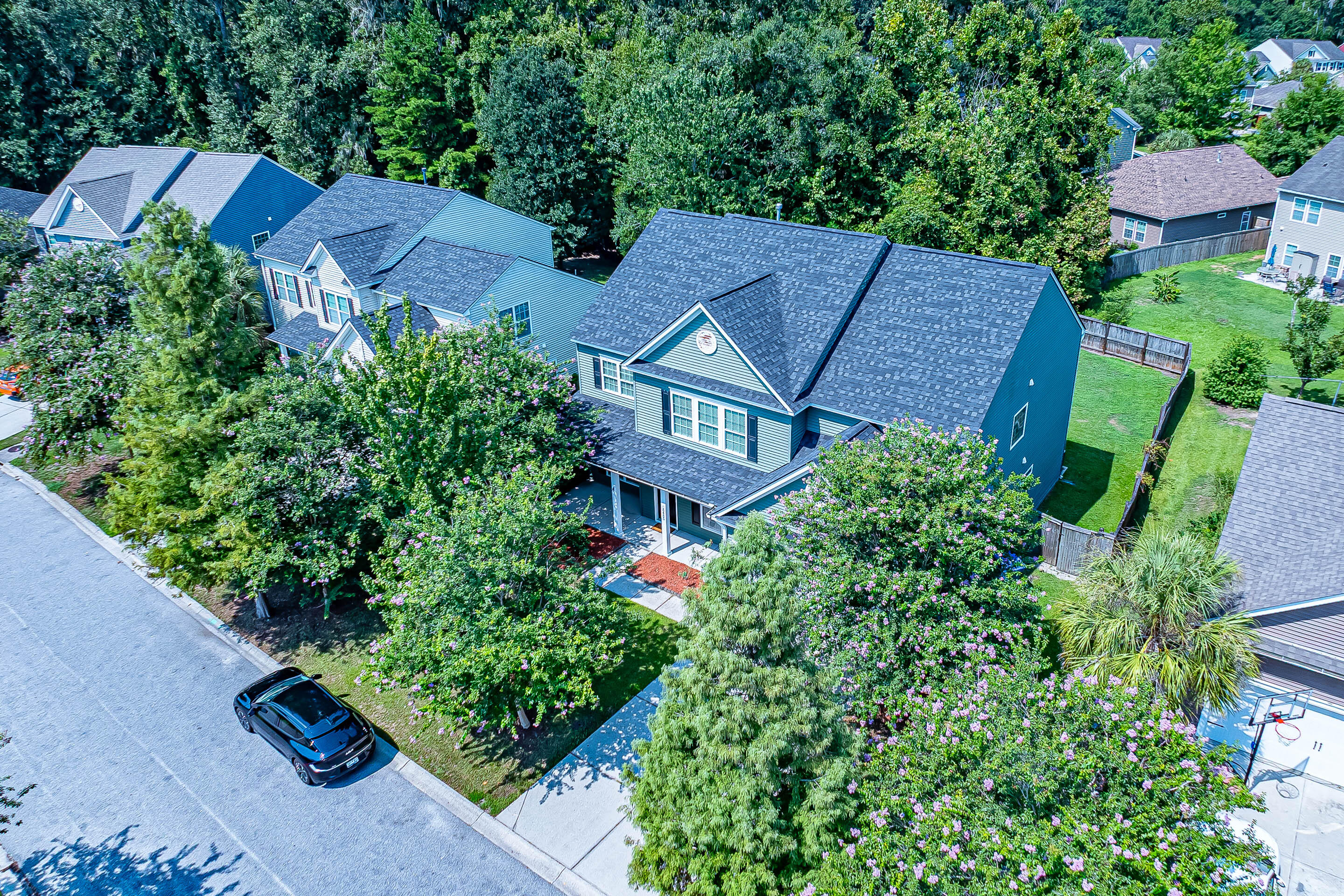 8485 Middle River Way