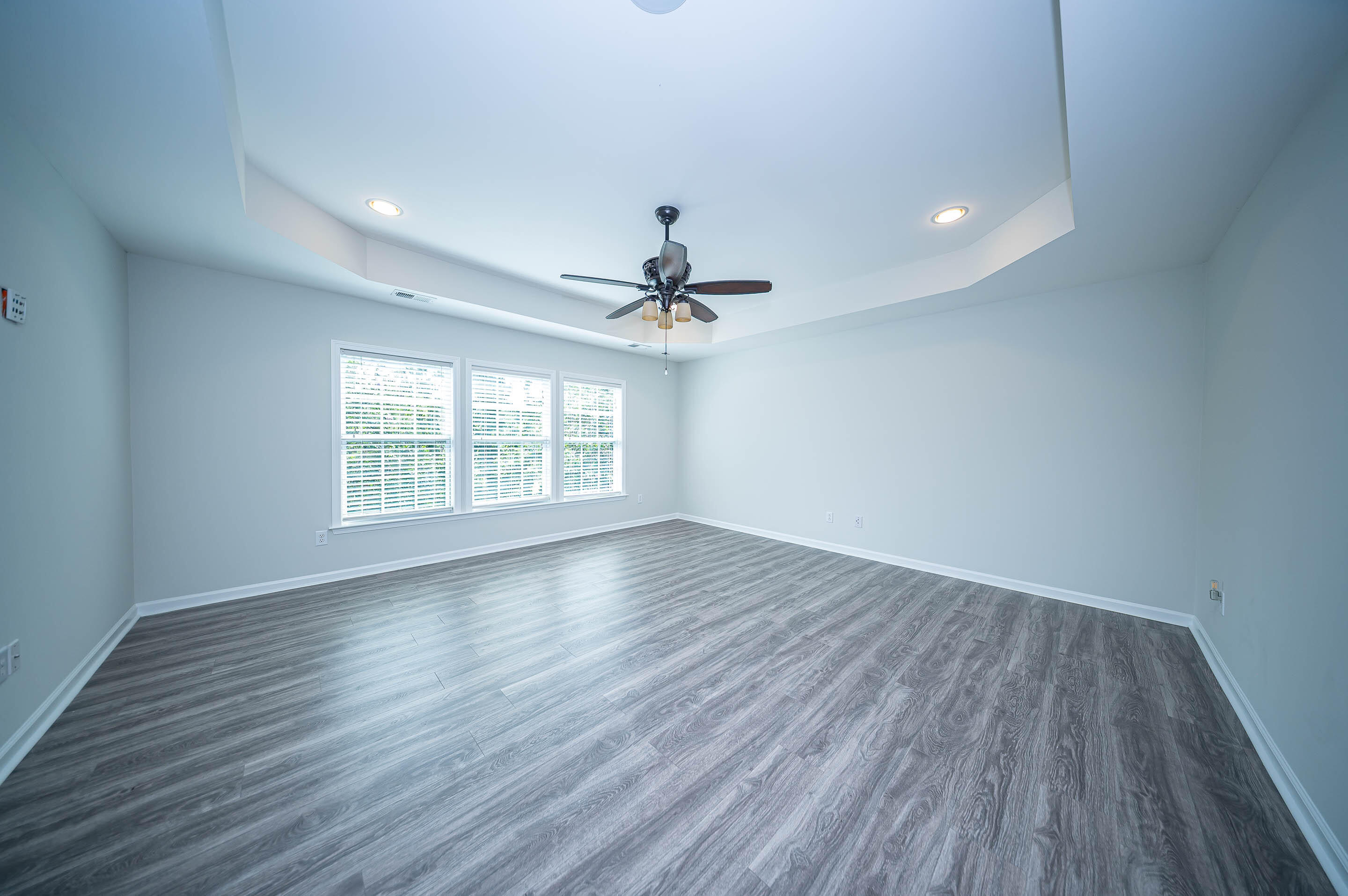 8485 Middle River Way