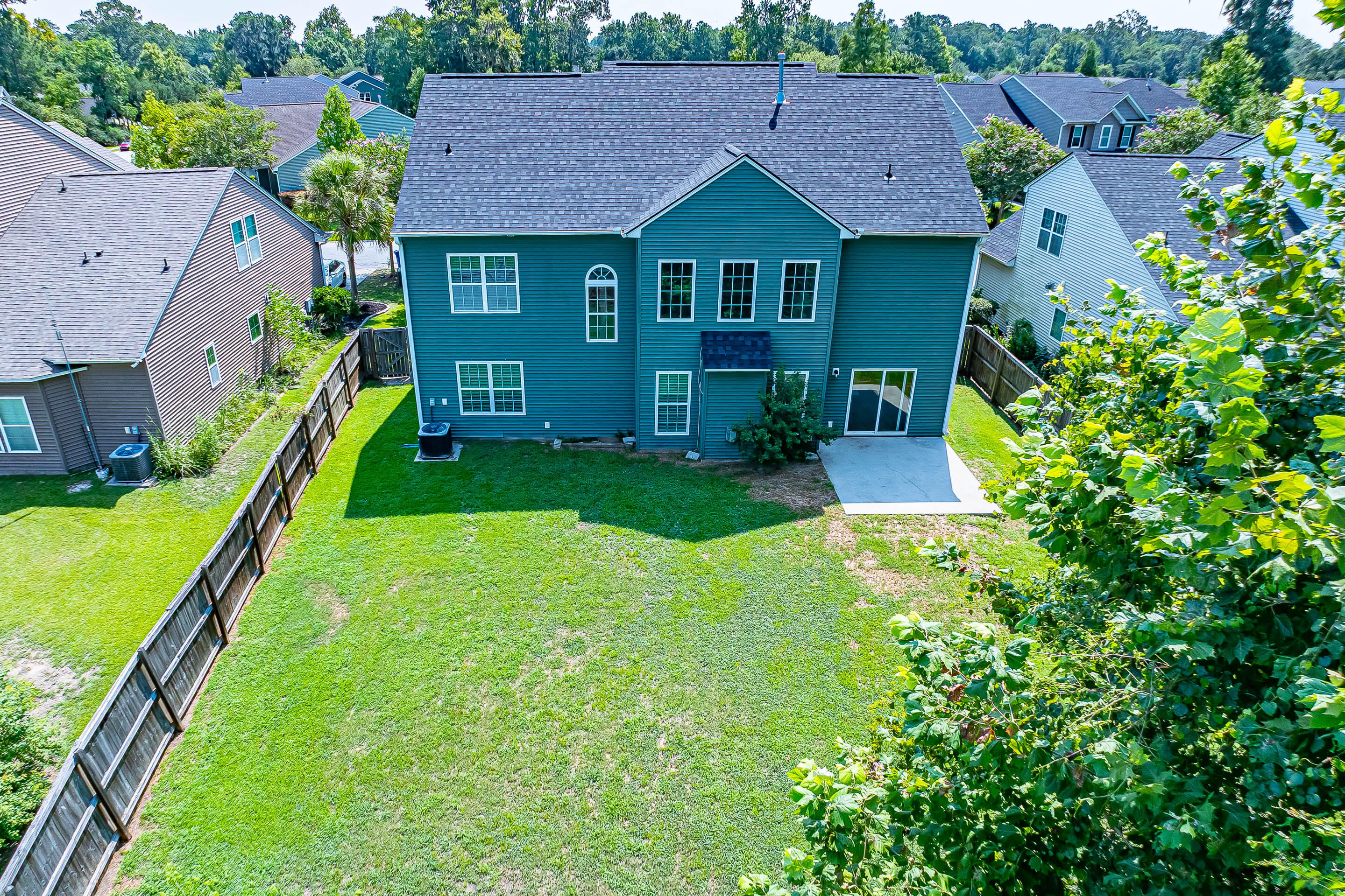 8485 Middle River Way